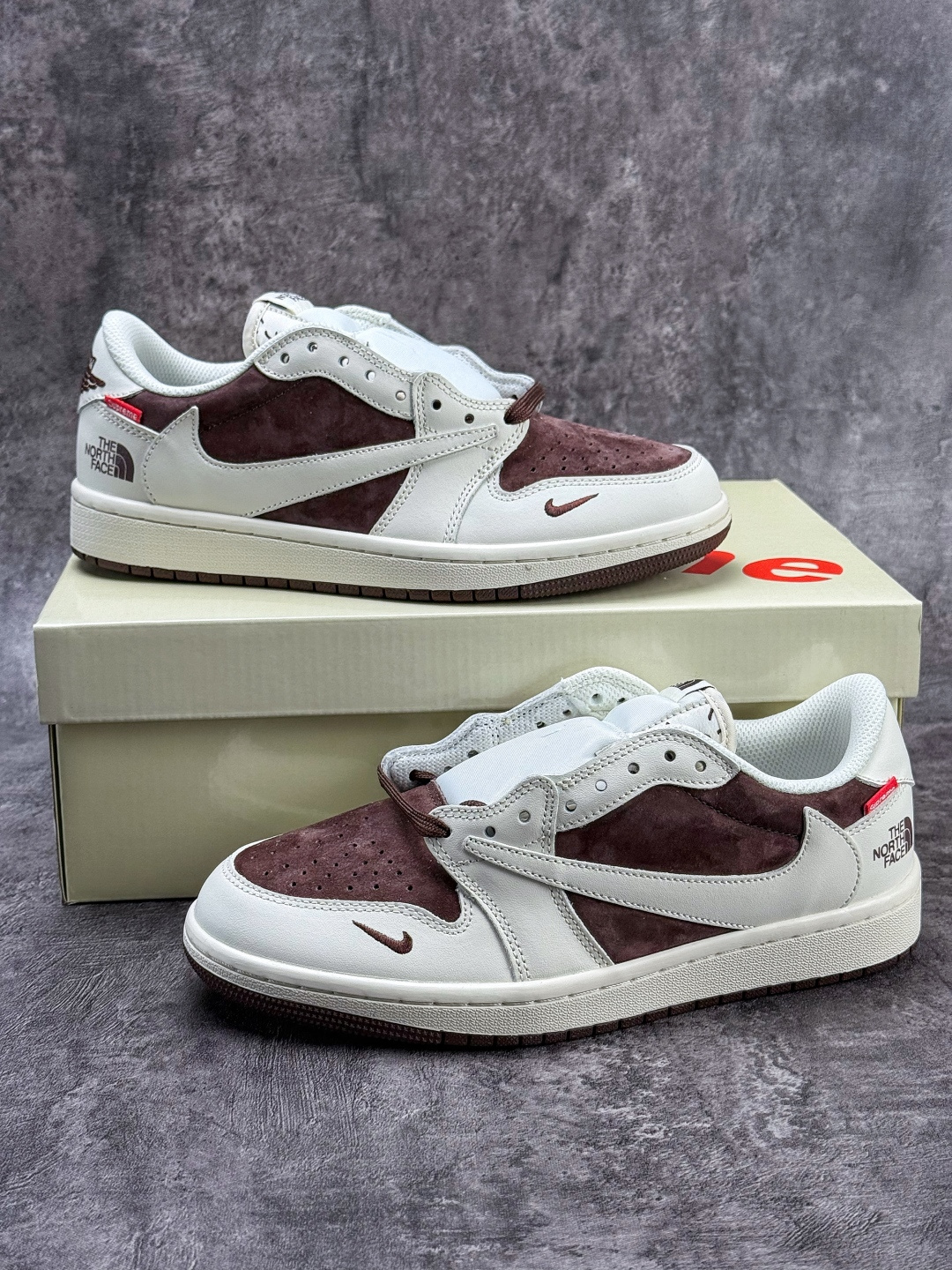 Travis Scott x Nike Air Jordan 1 Low x The North Face Air Jordan 1 Low 反转白棕小勾倒钩 纯原版本 DM7866-121