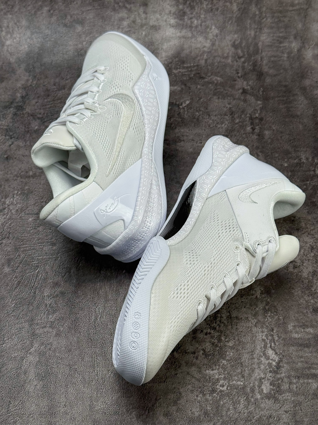 NIKE KOBE 8 EASTER 科比八代 纯白 FJ9364-100