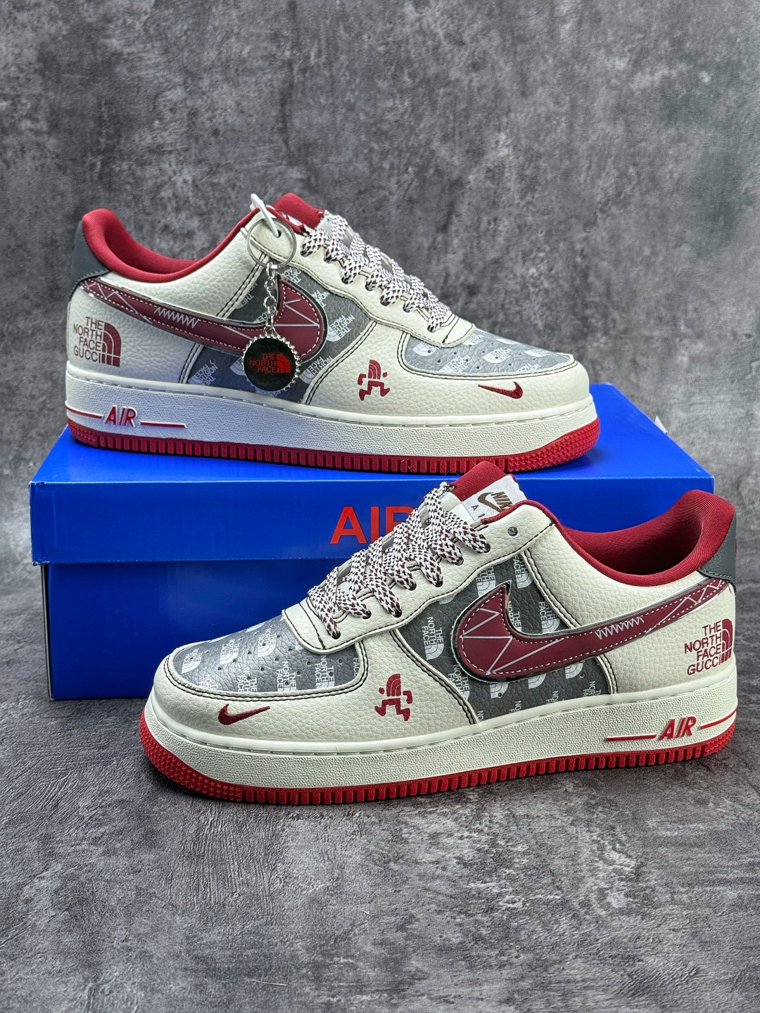 220 Nike Air Force 1 Low 07 x The North Face 白灰红小勾满天星 SY1388-015