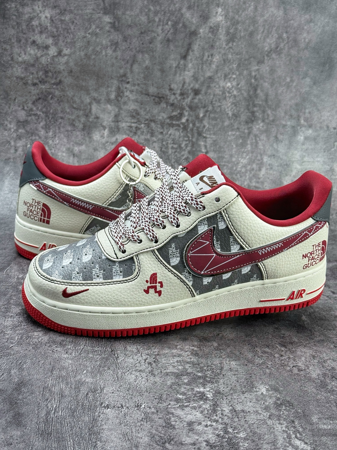 220 Nike Air Force 1 Low 07 x The North Face 白灰红小勾满天星 SY1388-015