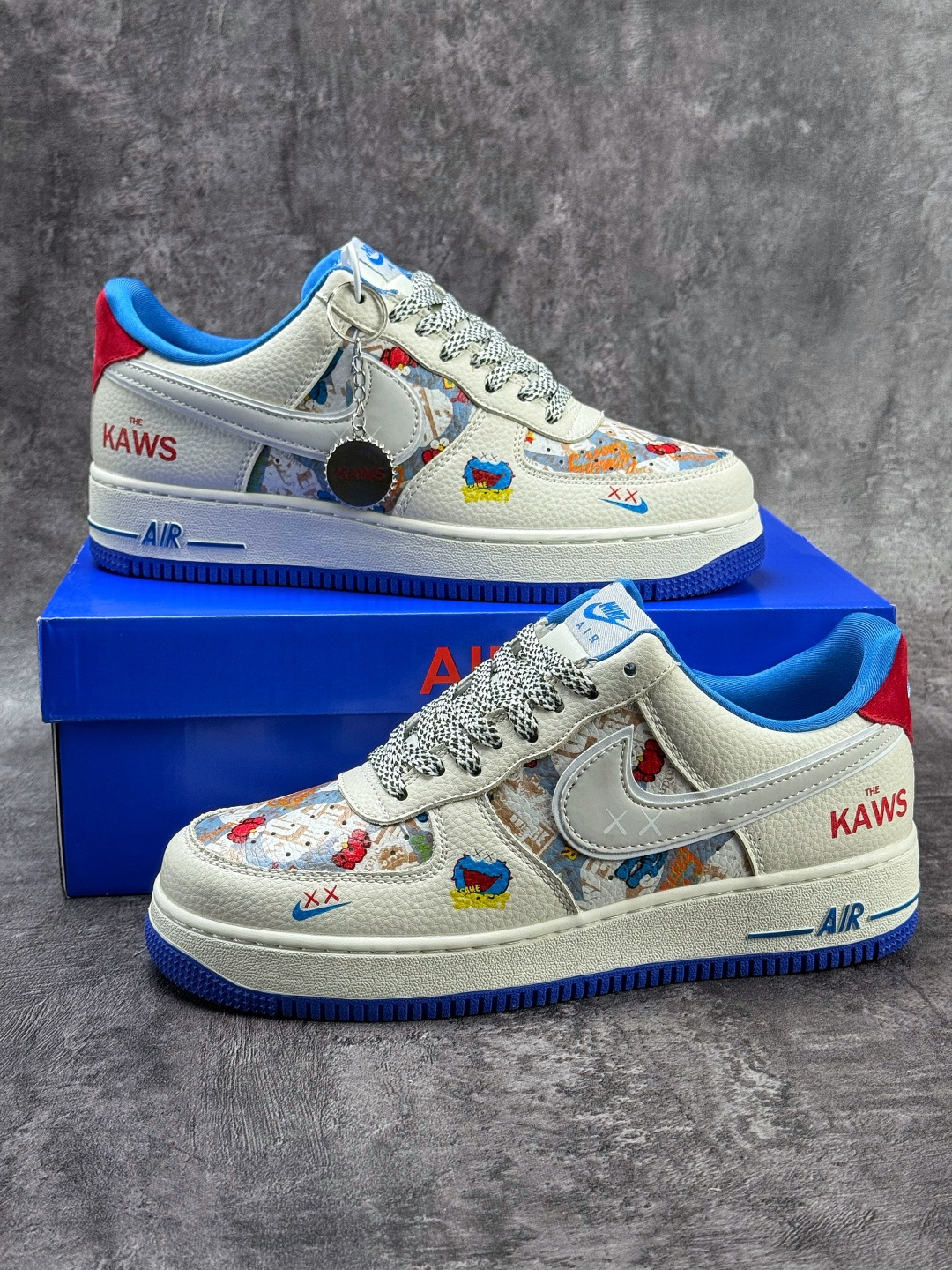220 Nike Air Force 1 Low 07 x KAWS 白蓝小勾满天星 SY1388-017