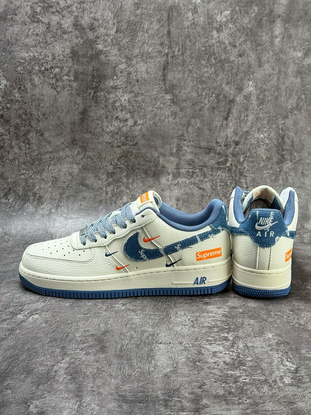 210 Nike Air Force 1 Low 07 x Superme 白蓝牛仔四小勾满天星 QW5606-263-Chinese UA Cheap High Quatity Brand Clothes Bags handbags Sneakers wholesale wholesaler seller from China Factory suppliers Fashion Clothing Shoes best Quality Beautiful Price 210 Nike Air Force 1 Low 07 x Superme 白蓝牛仔四小勾满天星 QW5606-263