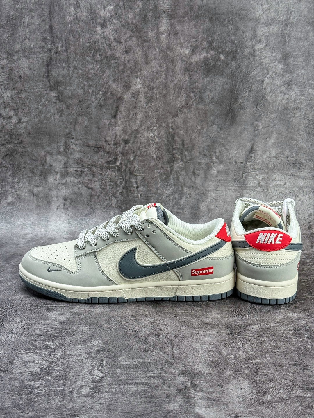 Nike SB Dunk Low x Superme 灰白小勾满天星 JP1628-029