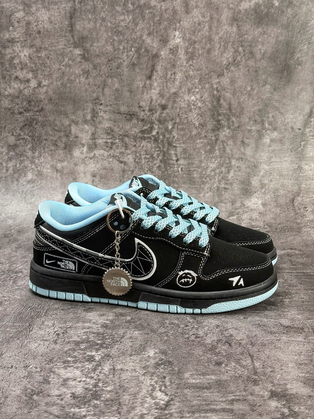 230 Nike SB Dunk Low x The North Face 黑蓝满天星 KK1333-052