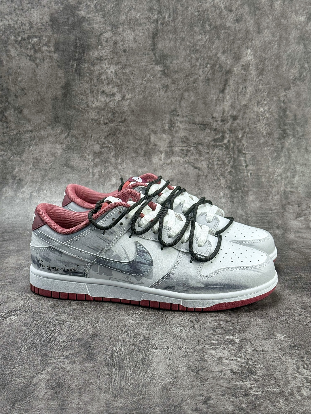 230 NIKE SB Dunk Low 城市废墟 DV0833-112