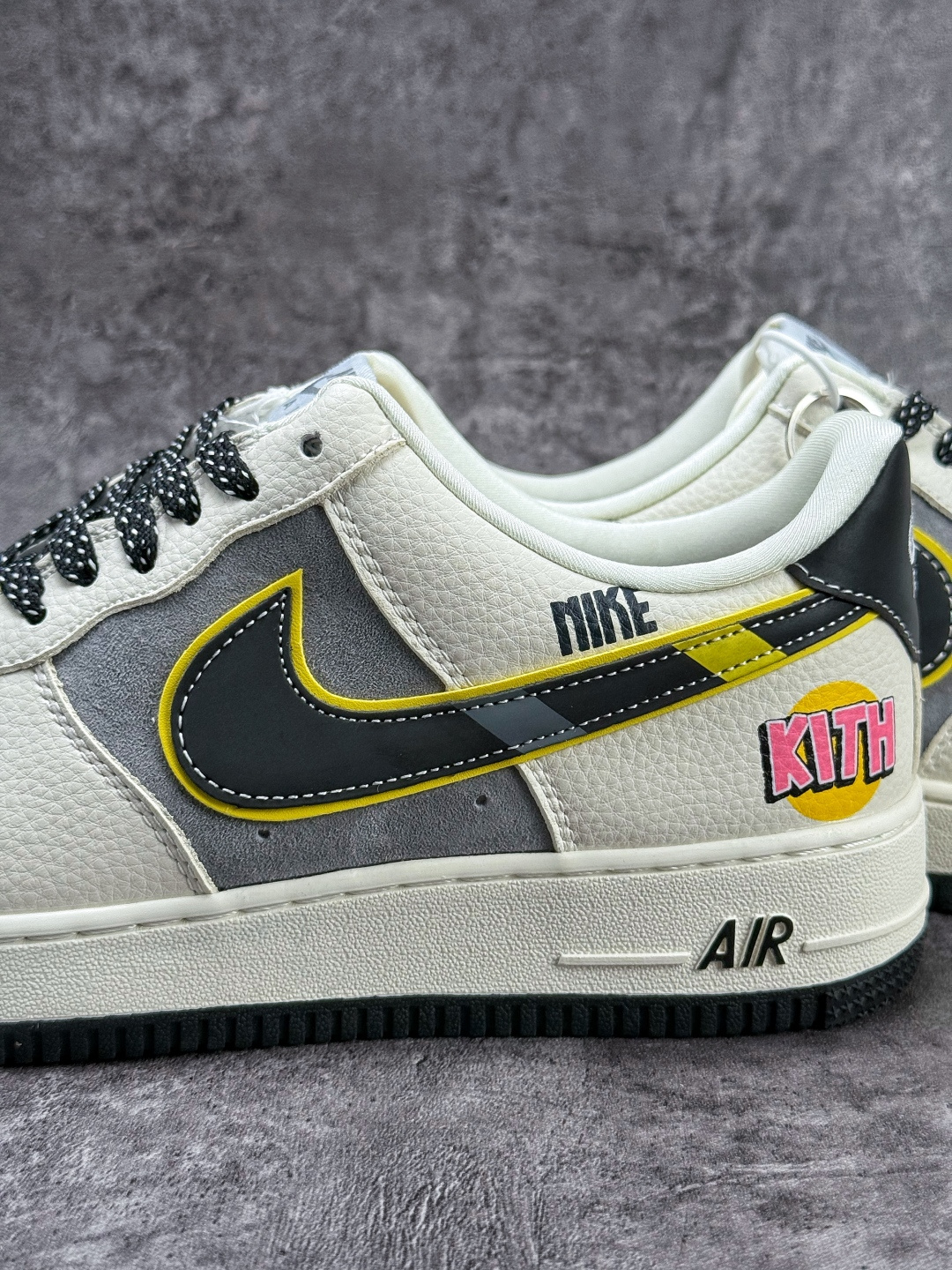 Nike Air Force 1 Low 07 x KITH 白灰黑小勾满天星 SY1388-013