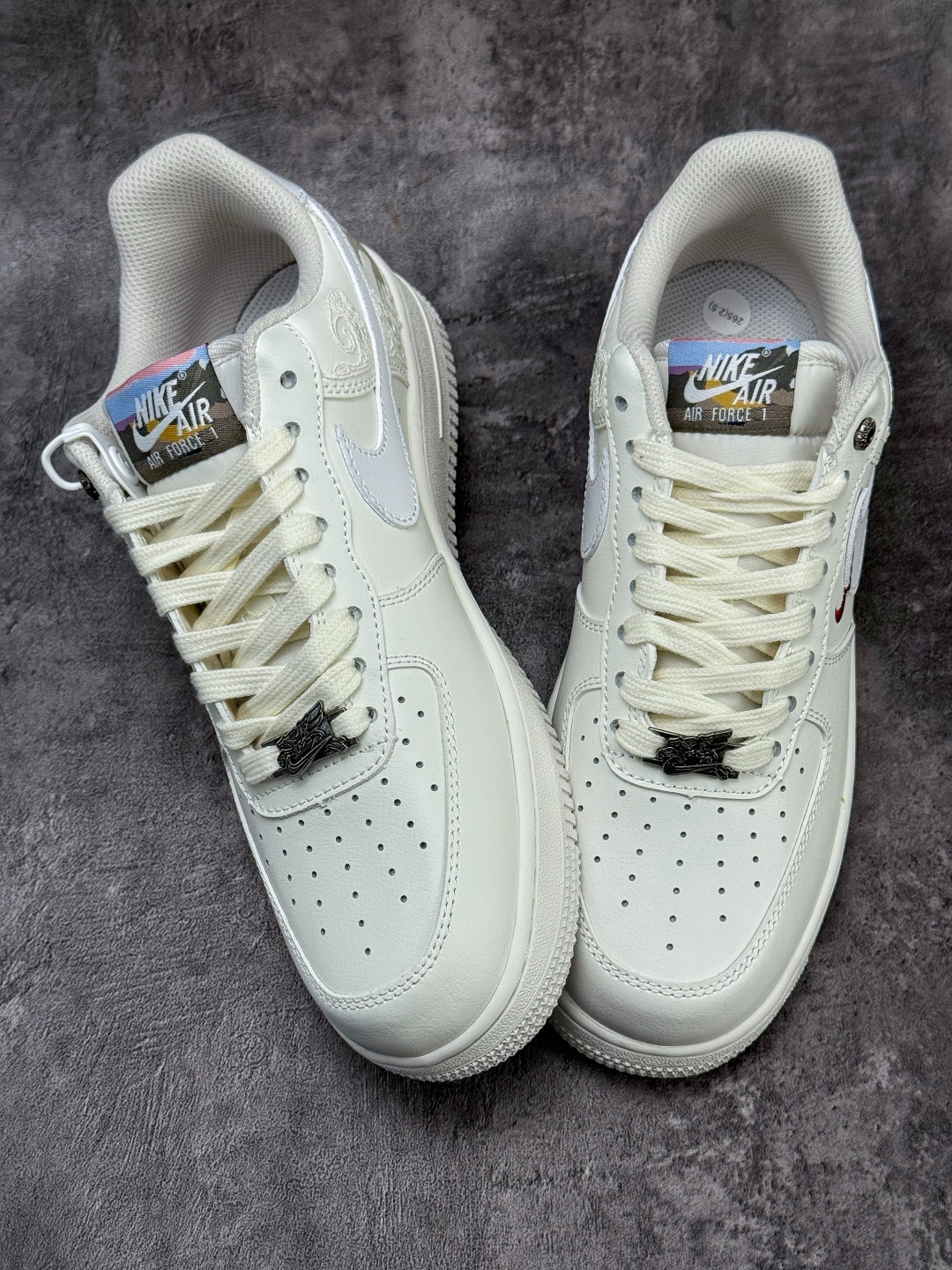 Nike Air Force 1 Low 07 CNY马年限定 米白 IQ1119-011