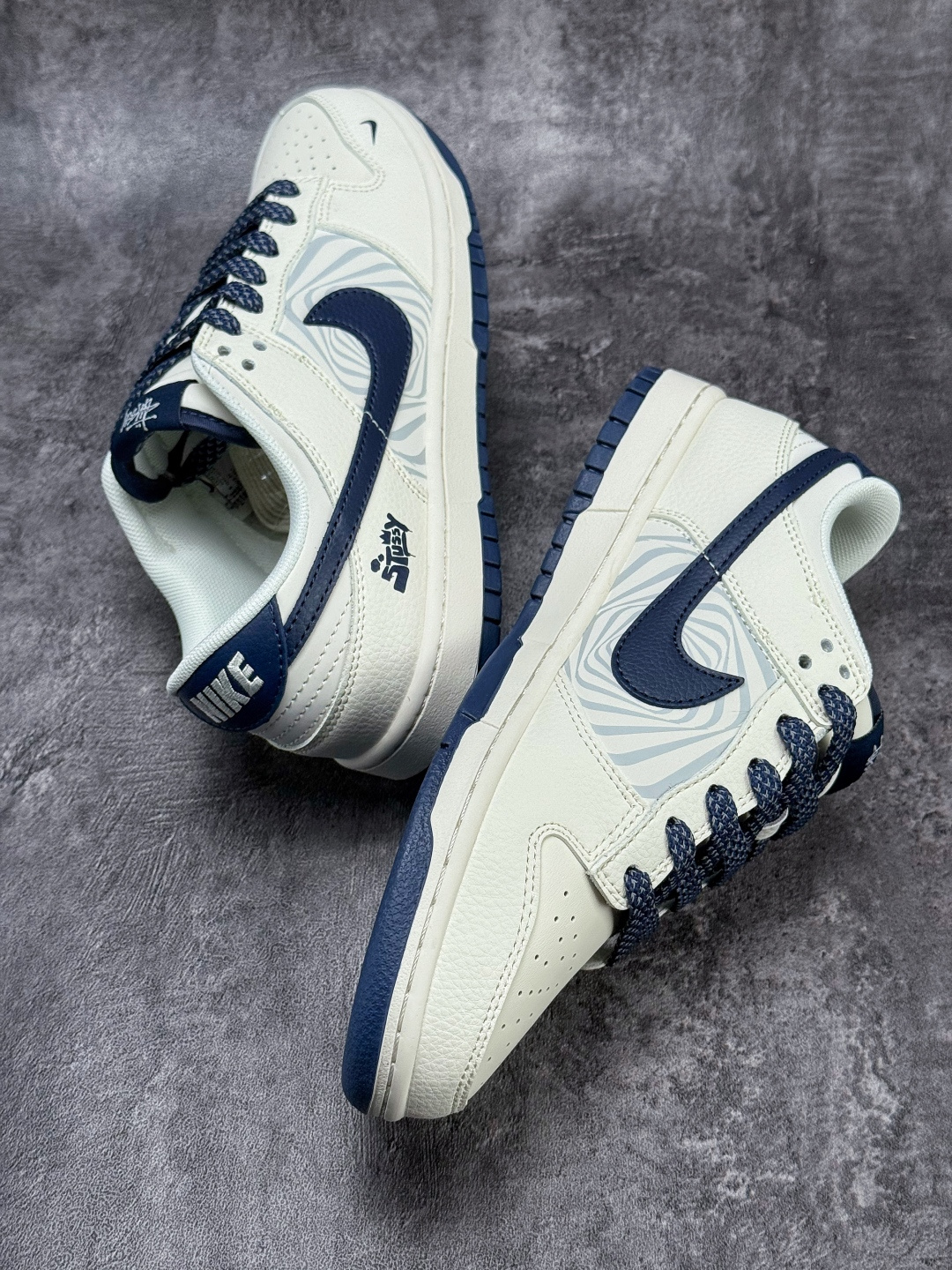 Nike SB Dunk Low x Stussy 白蓝小勾满天星 纯原大厂出品 极力推荐 QW5836-030