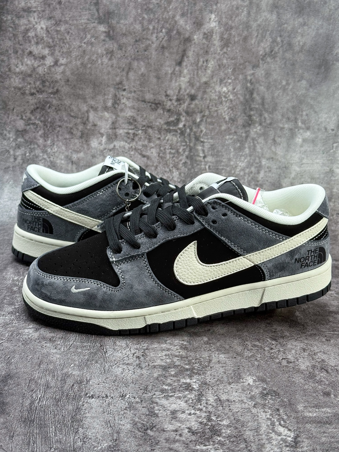 Nike SB Dunk Low x The North Face 灰黑白小勾 纯原大厂出品 极力推荐 DN3168-006