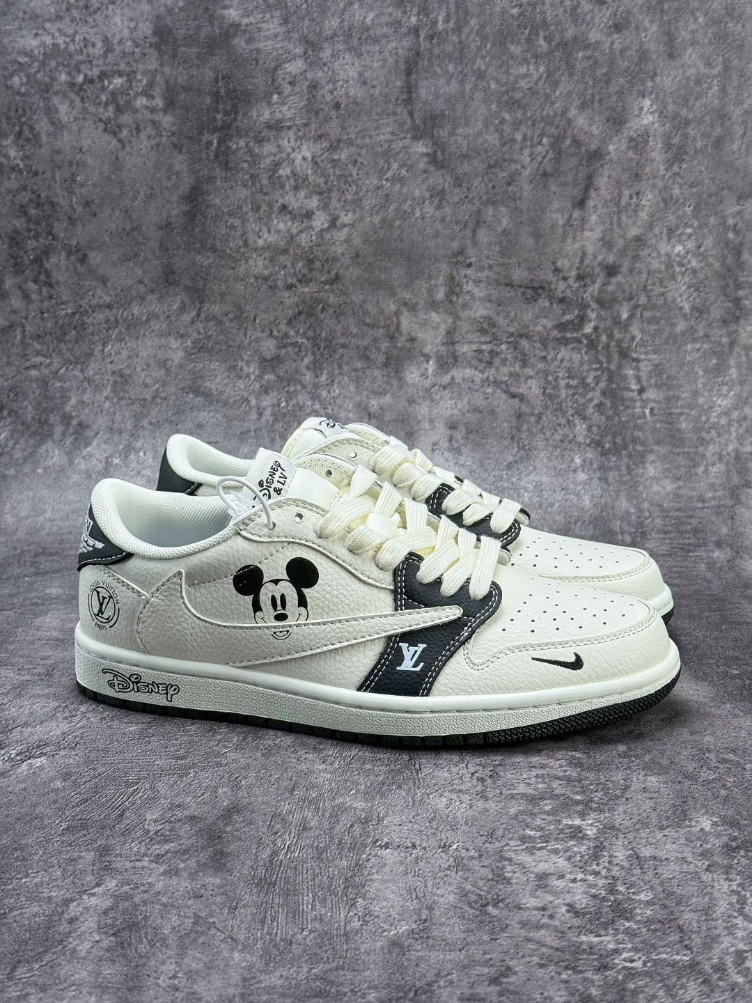 Travis Scott x Nike Air Jordan 1 Low x Louis Vuitton Air Jordan 1 Low 反转白灰小勾倒钩 纯原版本 DZ2688-003