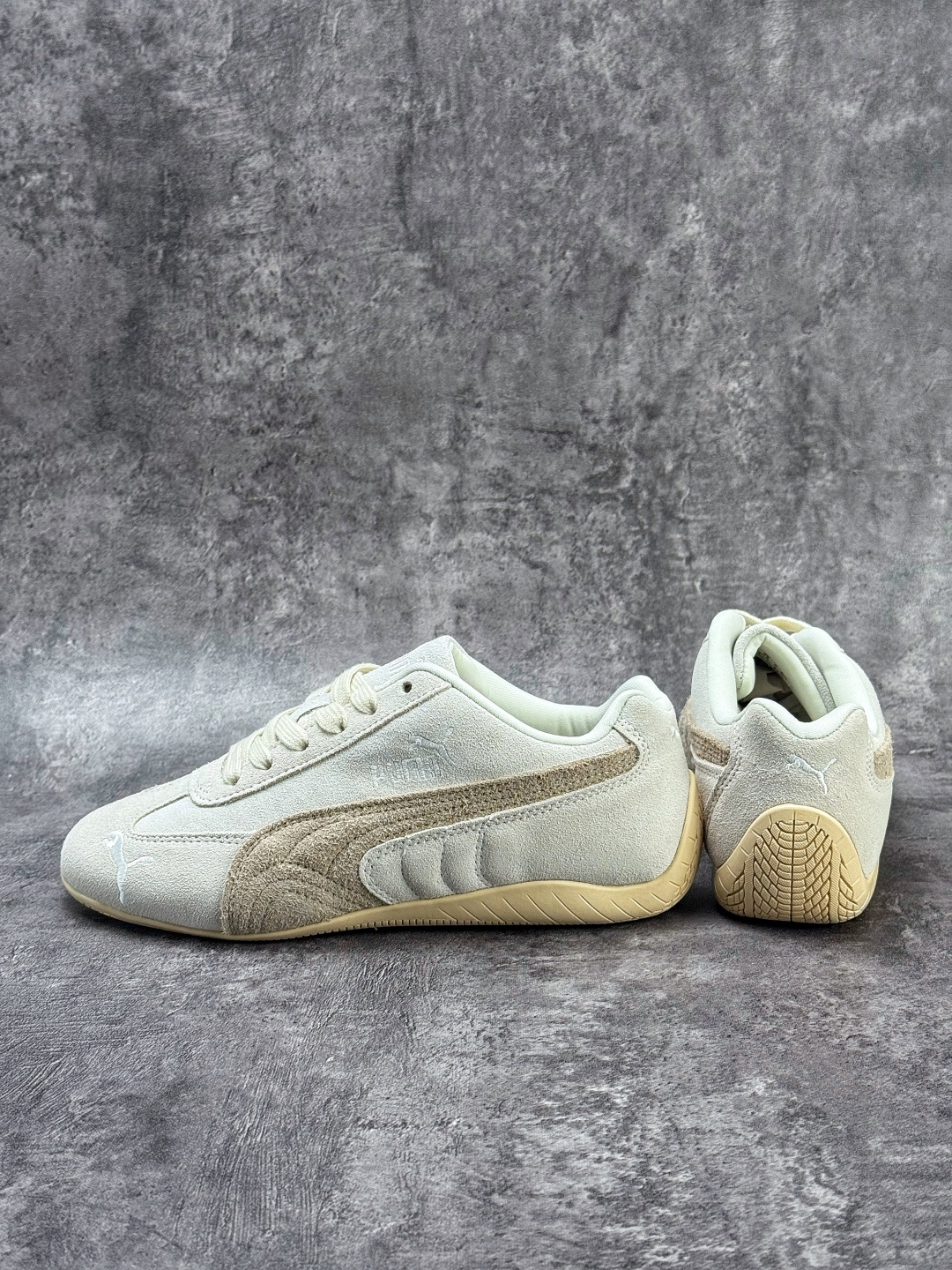 PUMA Speedcat OG 百搭单品 彪马 PUMA Speedcat OG 舒适运动 防滑轻便 低帮 生活休闲鞋 男女款运动休闲鞋达人推荐新品 403619-01-Top High Quatity Cheap Sneakers Fashion Clothing Clothes Bags handbags Shoes of all Brand wholesale With The best Quality And Beautiful Price from China Factory Chinese suppliers wholesaler seller PUMA Speedcat OG 百搭单品 彪马 PUMA Speedcat OG 舒适运动 防滑轻便 低帮 生活休闲鞋 男女款运动休闲鞋达人推荐新品 403619-01