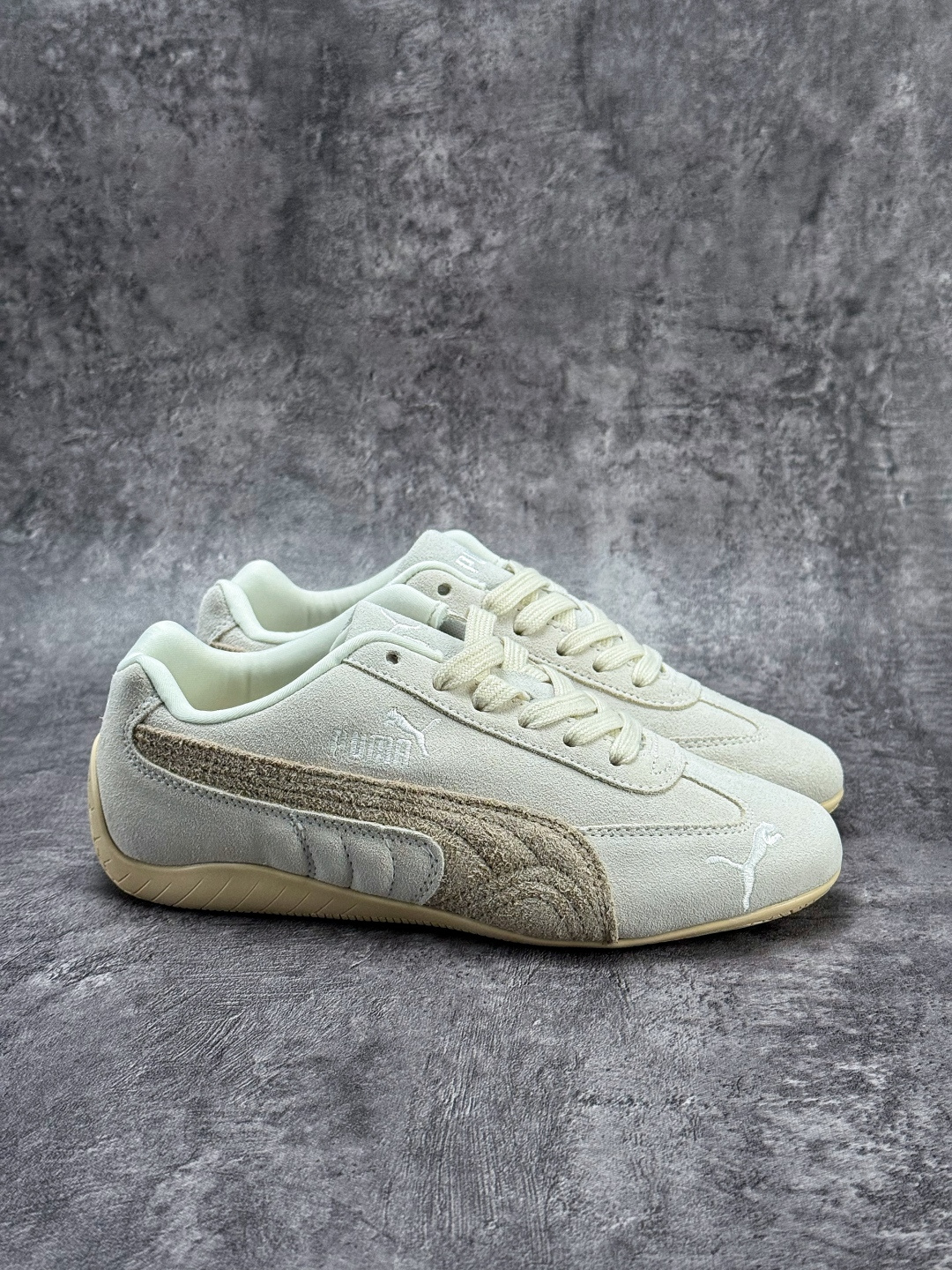 PUMA Speedcat OG 百搭单品 彪马 PUMA Speedcat OG 舒适运动 防滑轻便 低帮 生活休闲鞋 男女款运动休闲鞋达人推荐新品 403619-01-Top High Quatity Cheap Sneakers Fashion Clothing Clothes Bags handbags Shoes of all Brand wholesale With The best Quality And Beautiful Price from China Factory Chinese suppliers wholesaler seller PUMA Speedcat OG 百搭单品 彪马 PUMA Speedcat OG 舒适运动 防滑轻便 低帮 生活休闲鞋 男女款运动休闲鞋达人推荐新品 403619-01