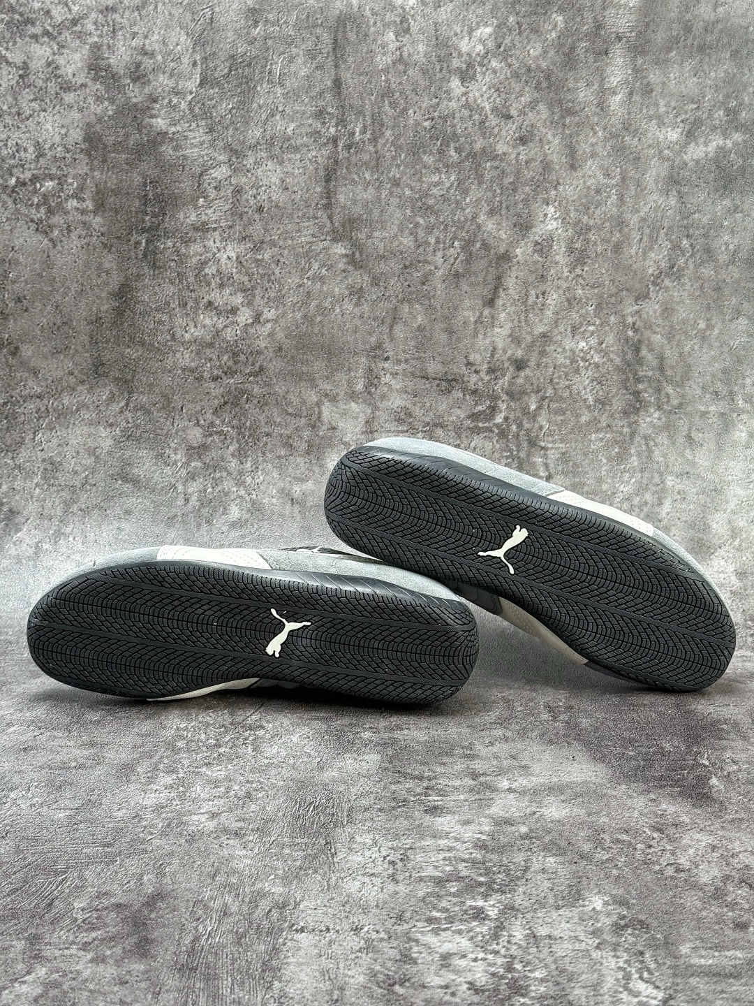 PUMA Speedcat OG 百搭单品 彪马 PUMA Speedcat OG 舒适运动 防滑轻便 低帮 生活休闲鞋 男女款运动休闲鞋达人推荐新品 404370-01