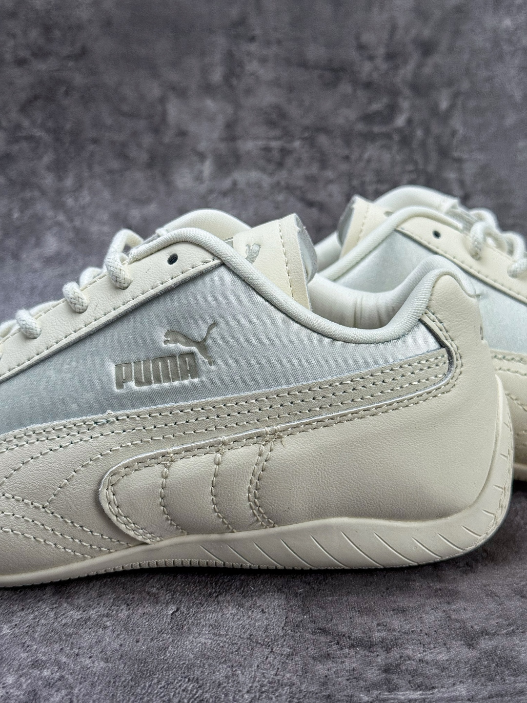 PUMA Speedcat OG 百搭单品 彪马 PUMA Speedcat OG 舒适运动 防滑轻便 低帮 生活休闲鞋 男女款运动休闲鞋达人推荐新品 405835-01 PUMA Speedcat OG 百搭单品 彪马 PUMA Speedcat OG 舒适运动 防滑轻便 低帮 生活休闲鞋 男女款运动休闲鞋达人推荐新品 405835-01