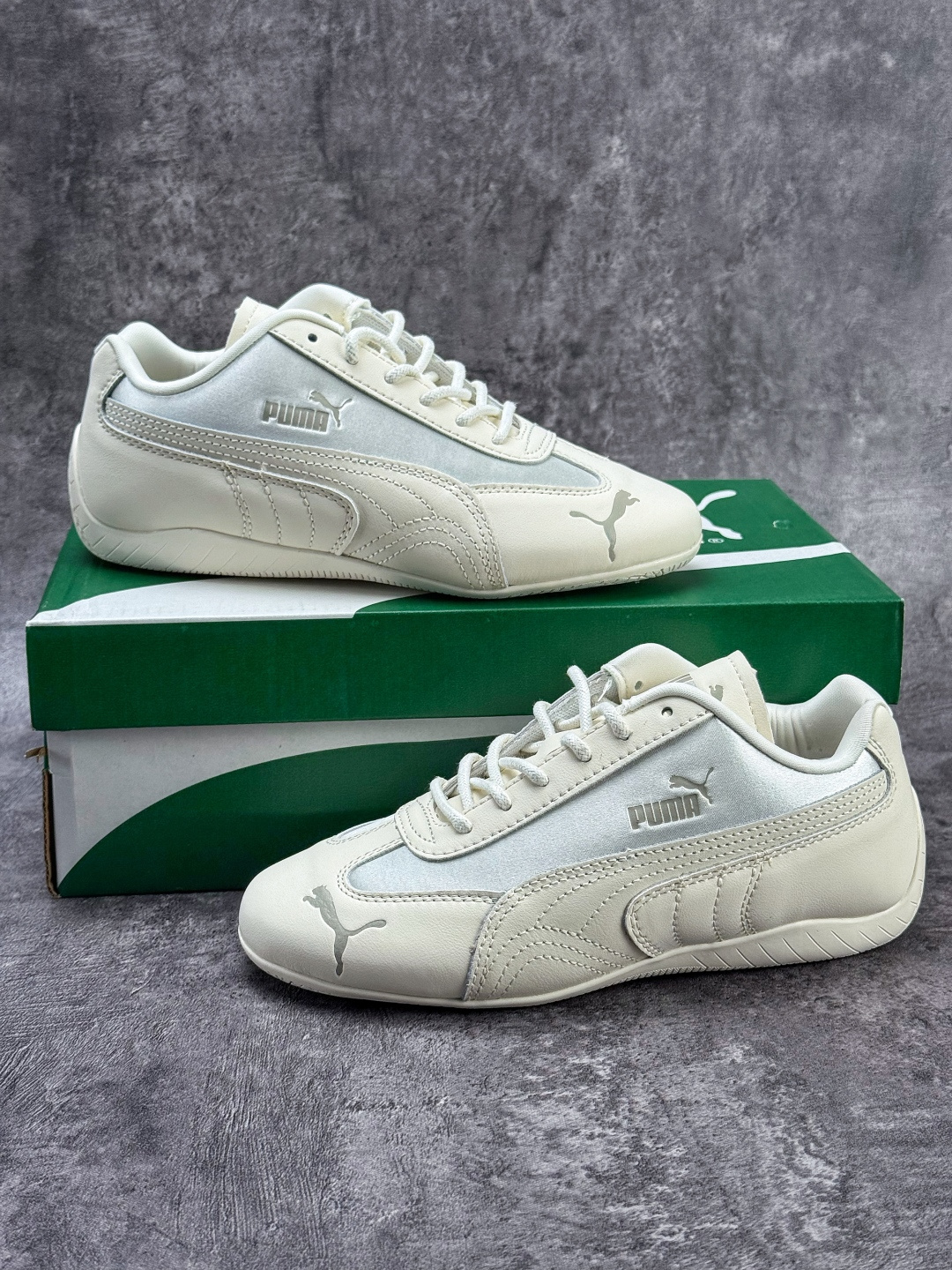 PUMA Speedcat OG 百搭单品 彪马 PUMA Speedcat OG 舒适运动 防滑轻便 低帮 生活休闲鞋 男女款运动休闲鞋达人推荐新品 405835-01 PUMA Speedcat OG 百搭单品 彪马 PUMA Speedcat OG 舒适运动 防滑轻便 低帮 生活休闲鞋 男女款运动休闲鞋达人推荐新品 405835-01