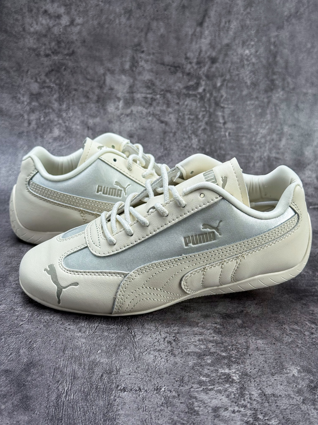 PUMA Speedcat OG 百搭单品 彪马 PUMA Speedcat OG 舒适运动 防滑轻便 低帮 生活休闲鞋 男女款运动休闲鞋达人推荐新品 405835-01 PUMA Speedcat OG 百搭单品 彪马 PUMA Speedcat OG 舒适运动 防滑轻便 低帮 生活休闲鞋 男女款运动休闲鞋达人推荐新品 405835-01