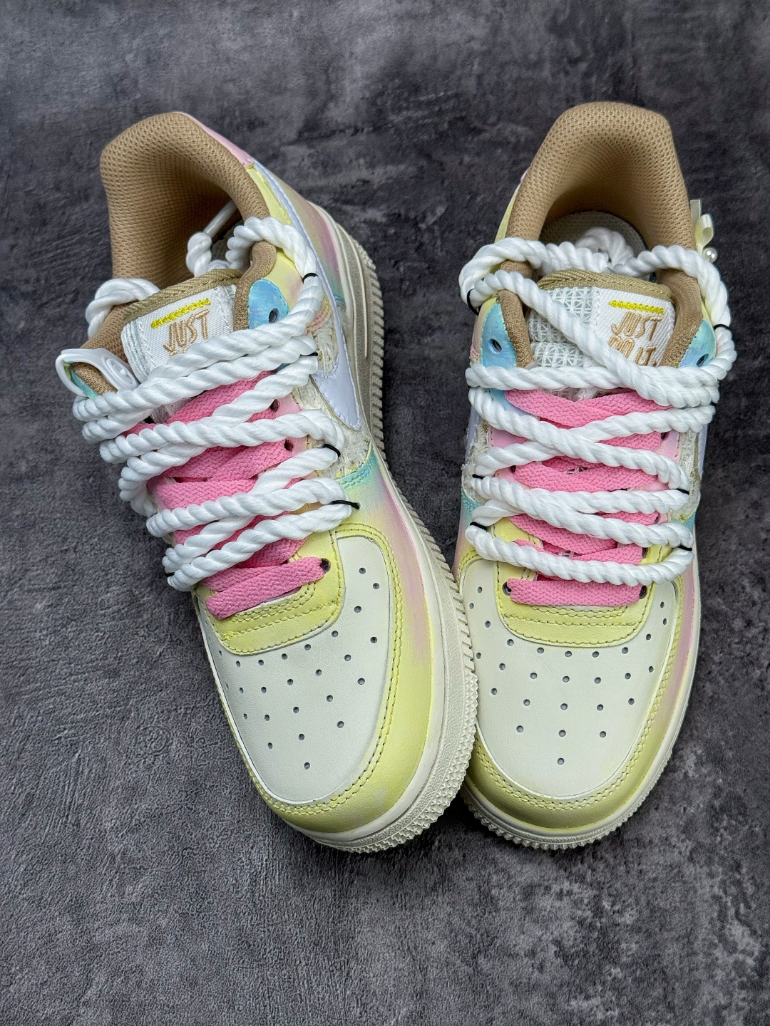 Nike Air Force 1 Low 07 粉白 FJ7740-120 Nike Air Force 1 Low 07 粉白 FJ7740-120