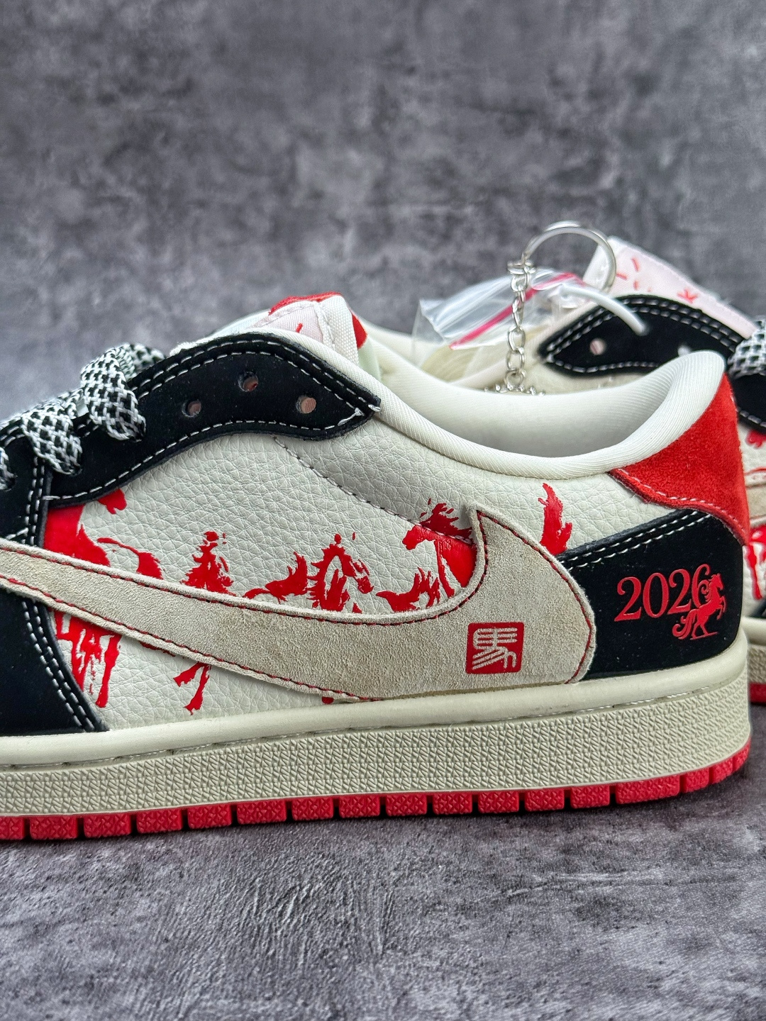 Travis Scott x Nike Air Jordan 1 Low 乔1马年联名 Air Jordan 1 Low 反转黑红马年满天星倒钩 纯原版本 XS2025-086