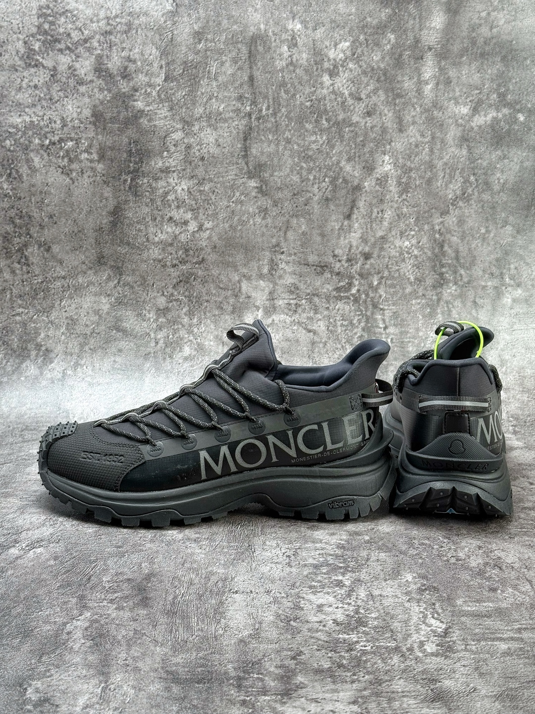 270 moner trailgrip gore-tex 越野旅行系列低帮厚底轻量户外登山运动鞋 黑灰 4M00090 M3457999