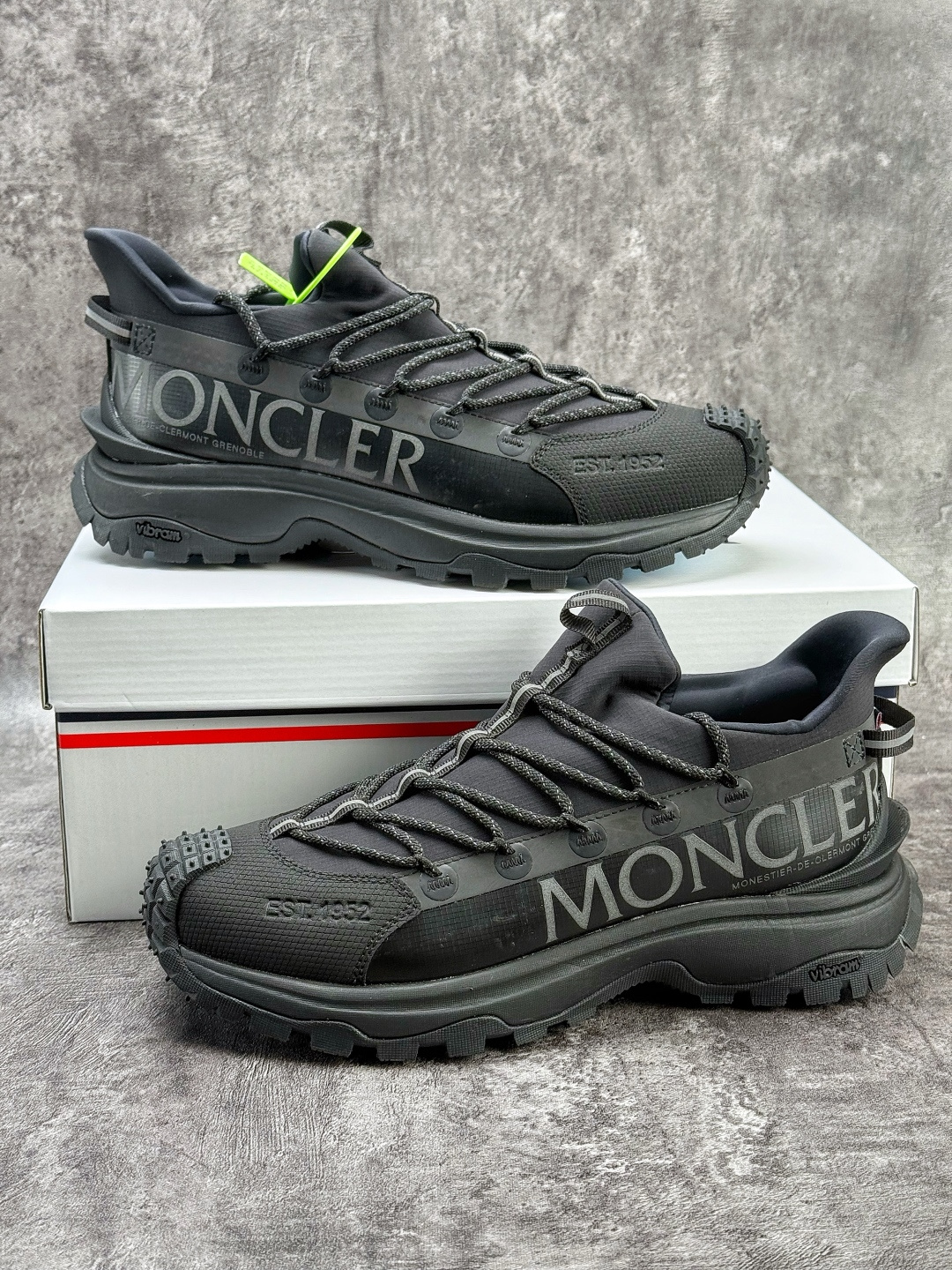 270 moner trailgrip gore-tex 越野旅行系列低帮厚底轻量户外登山运动鞋 黑灰 4M00090 M3457999