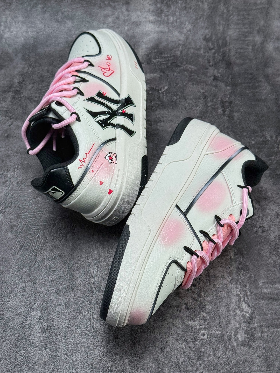 230 MLB NY 印花网红老爹鞋 涂鸦恶作剧 3ASXCA12N