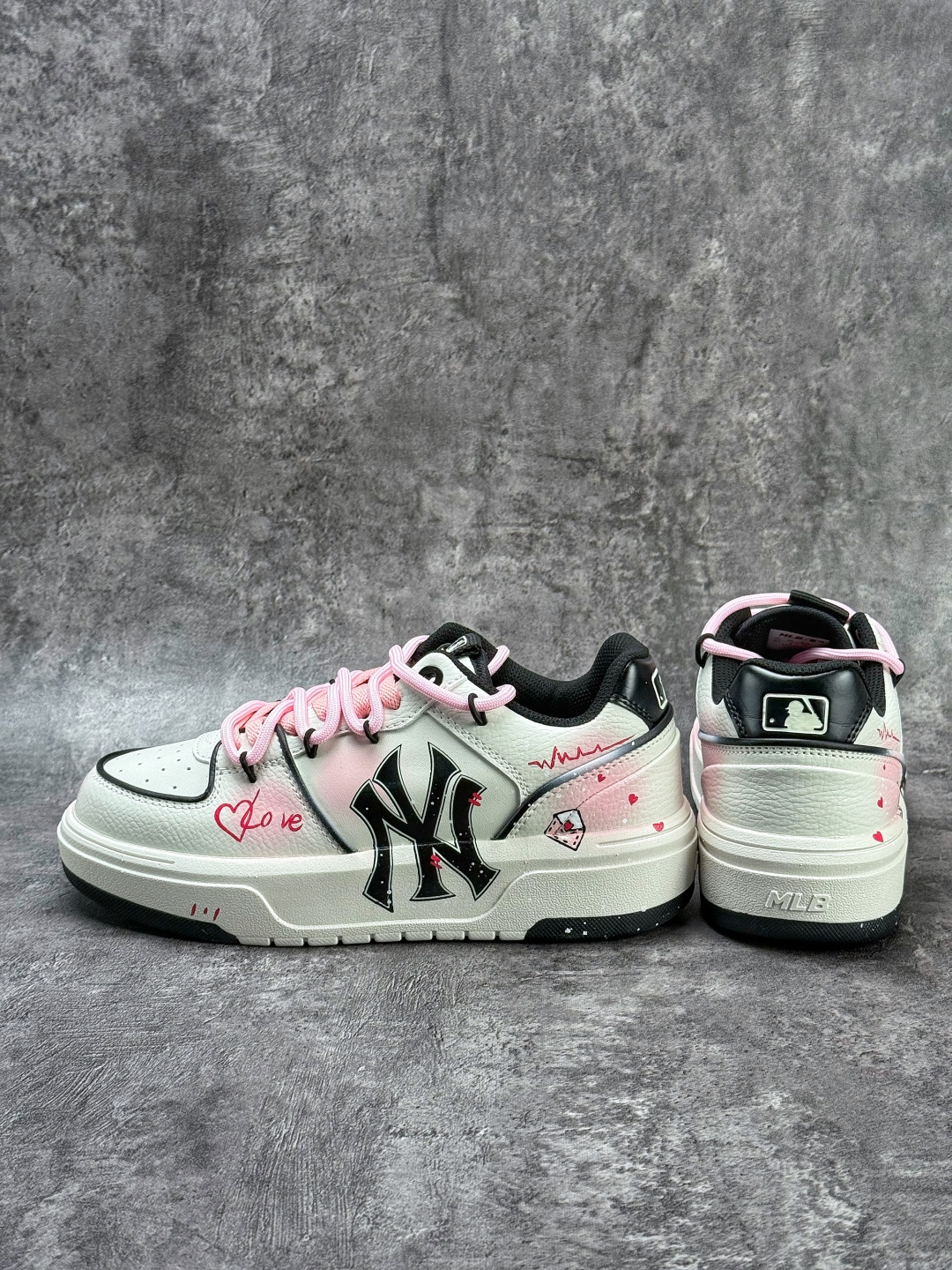 230 MLB NY 印花网红老爹鞋 涂鸦恶作剧 3ASXCA12N