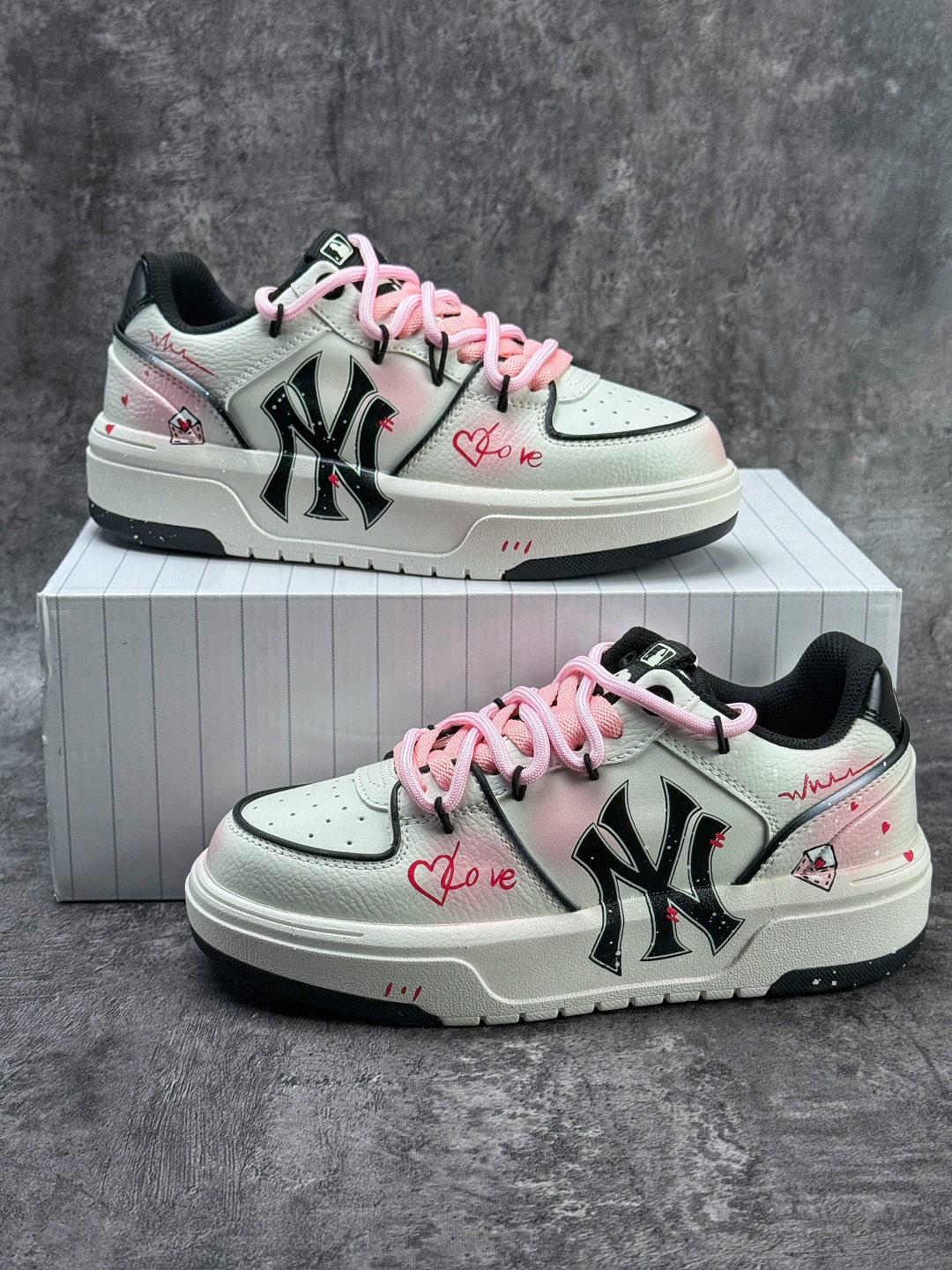 230 MLB NY 印花网红老爹鞋 涂鸦恶作剧 3ASXCA12N