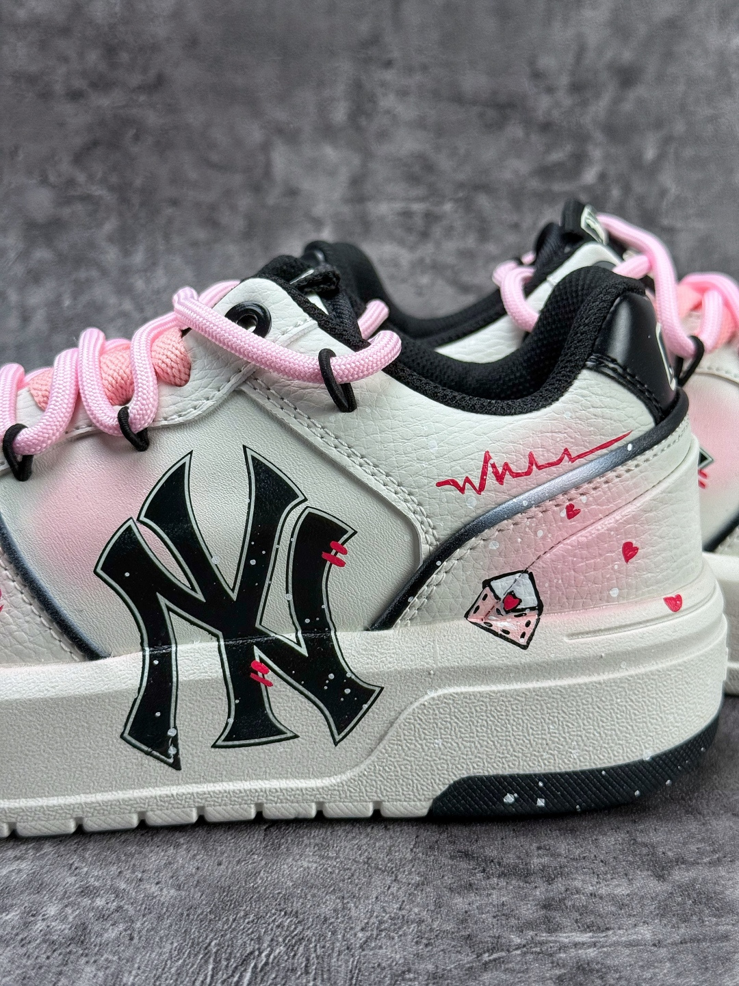 230 MLB NY 印花网红老爹鞋 涂鸦恶作剧 3ASXCA12N