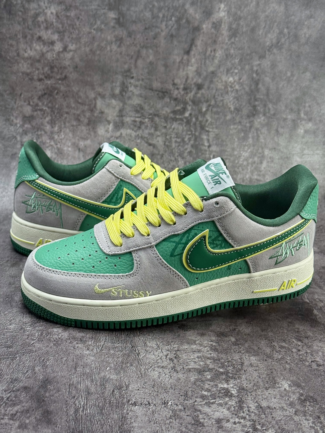 Nike Air Force 1 Low 07 x Stussy 灰绿黄小勾 SS1979-007