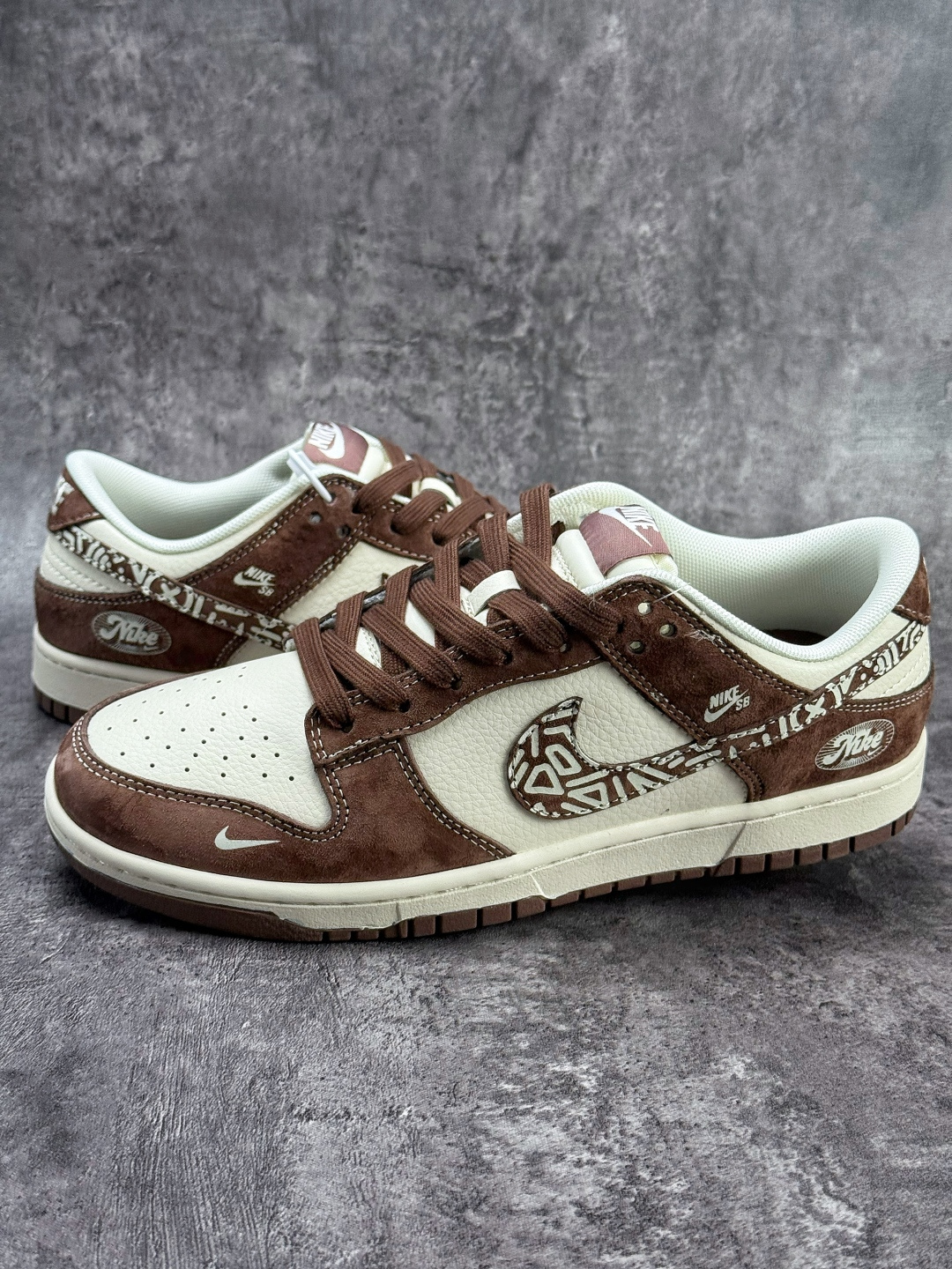 Nike SB Dunk Low 棕白小勾 XD1588-240