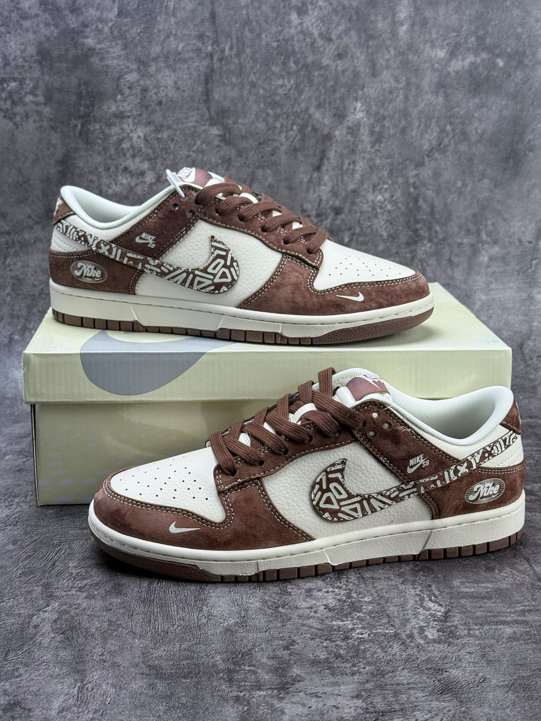 Nike SB Dunk Low 棕白小勾 XD1588-240