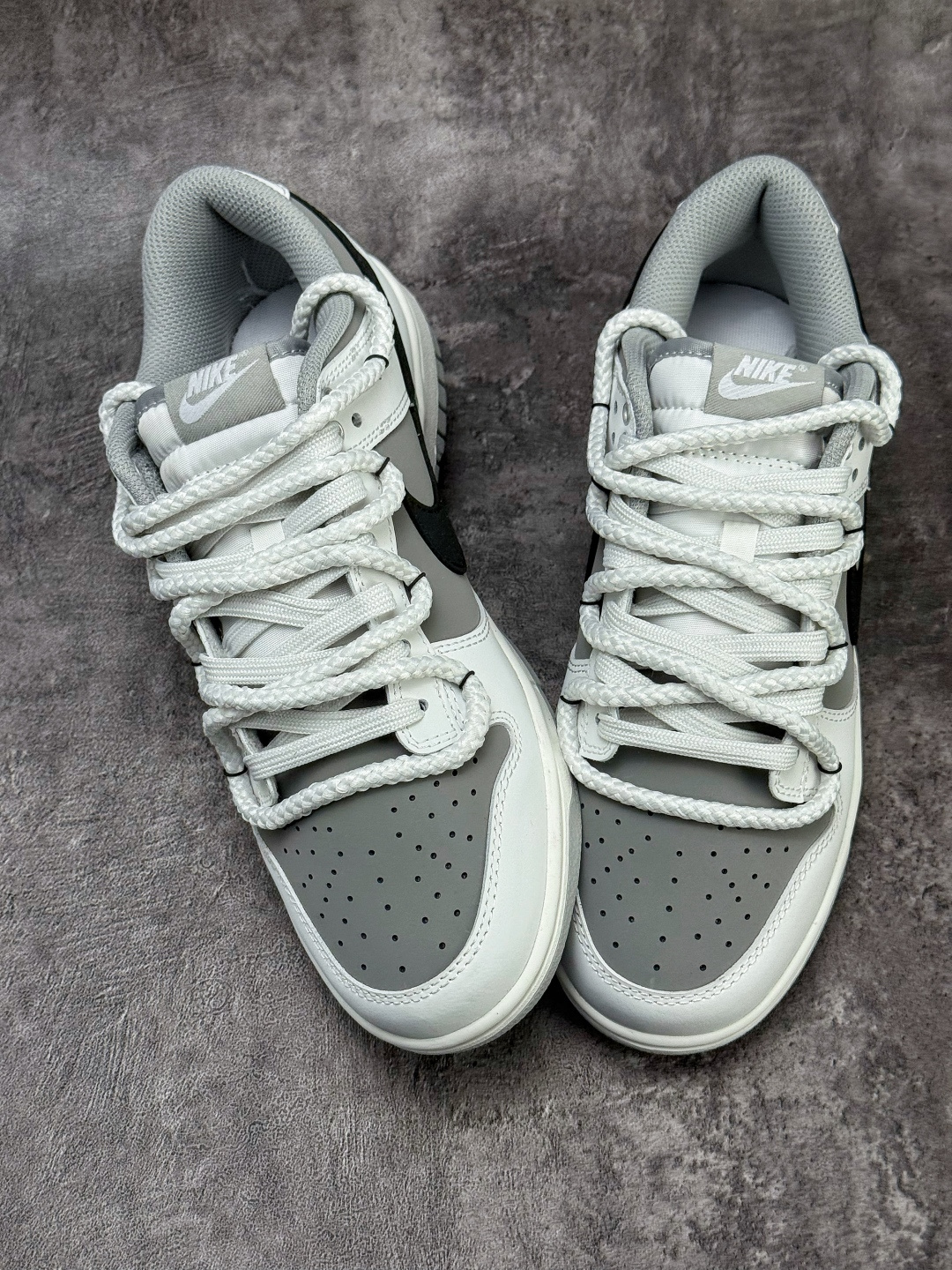 NIKE SB Dunk Low 白灰黑 WG0510-061