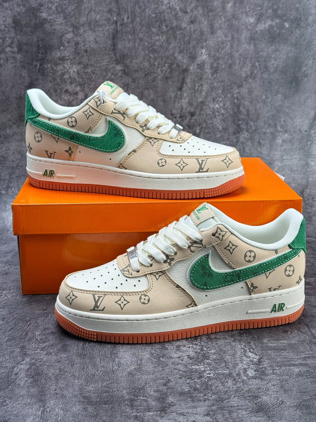 Nike Air Force 1 Low 07 x Louis Vuitton 米白绿 XS1958-627