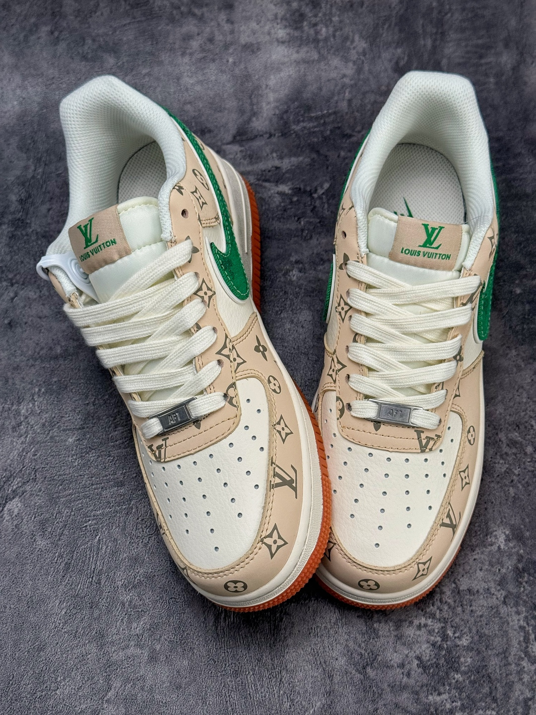 Nike Air Force 1 Low 07 x Louis Vuitton 米白绿 XS1958-627