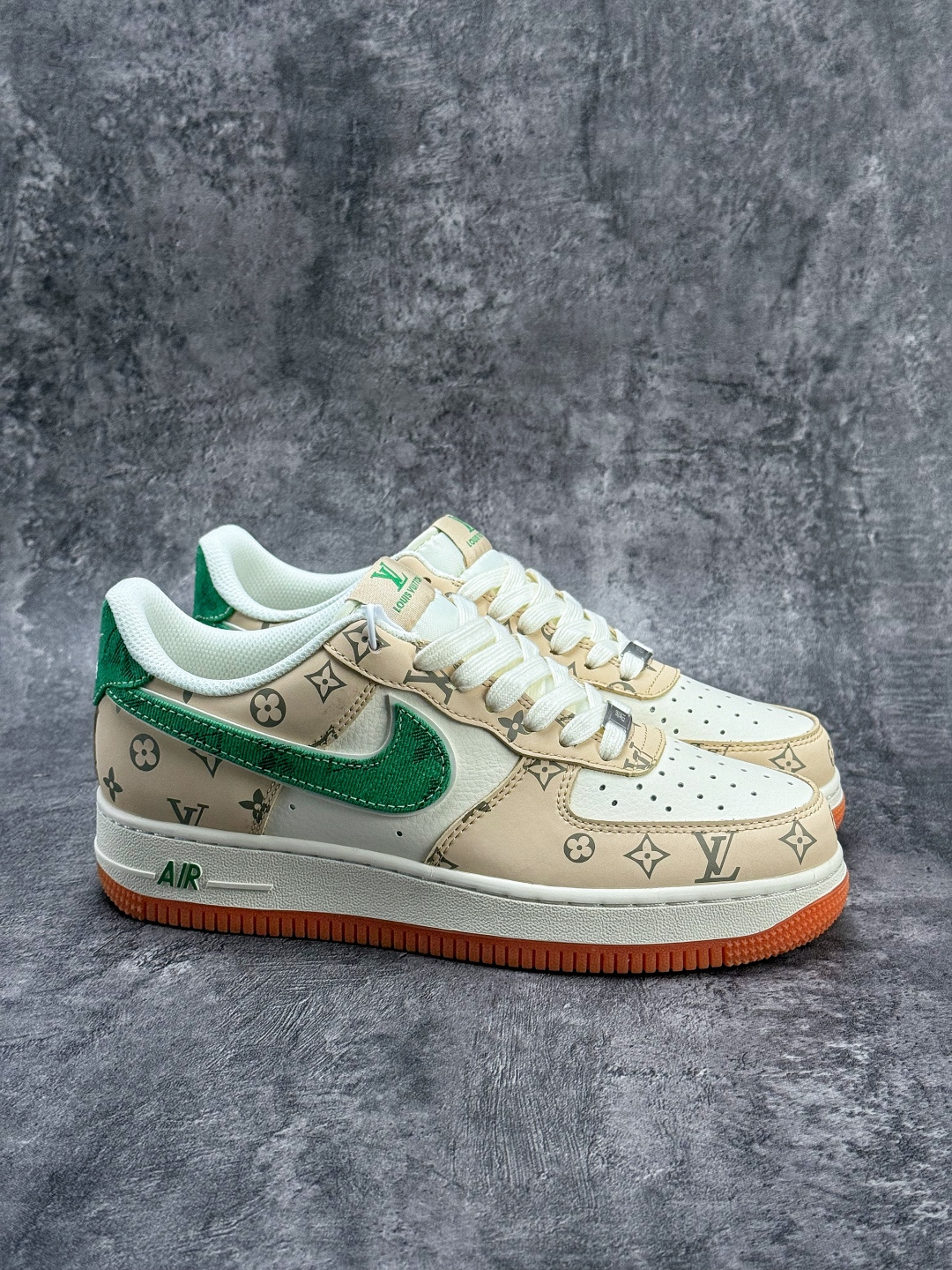 Nike Air Force 1 Low 07 x Louis Vuitton 米白绿 XS1958-627