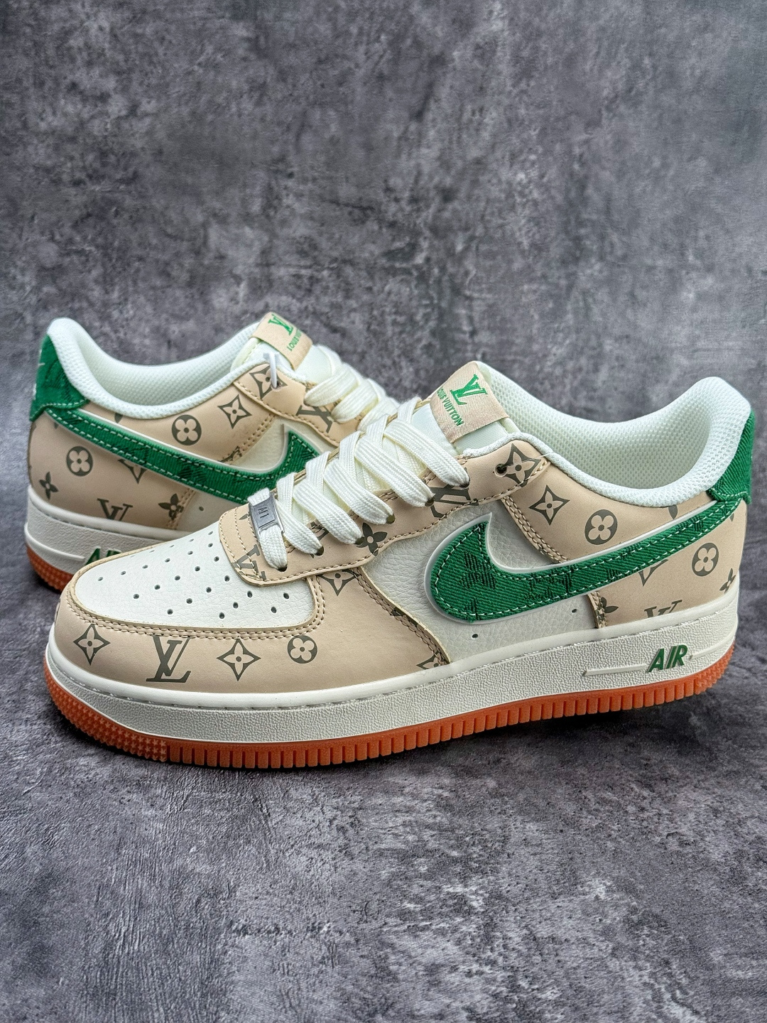 Nike Air Force 1 Low 07 x Louis Vuitton 米白绿 XS1958-627