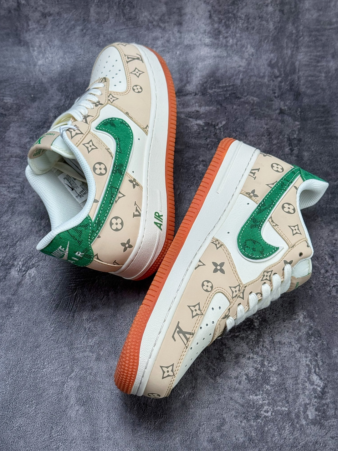 Nike Air Force 1 Low 07 x Louis Vuitton 米白绿 XS1958-627