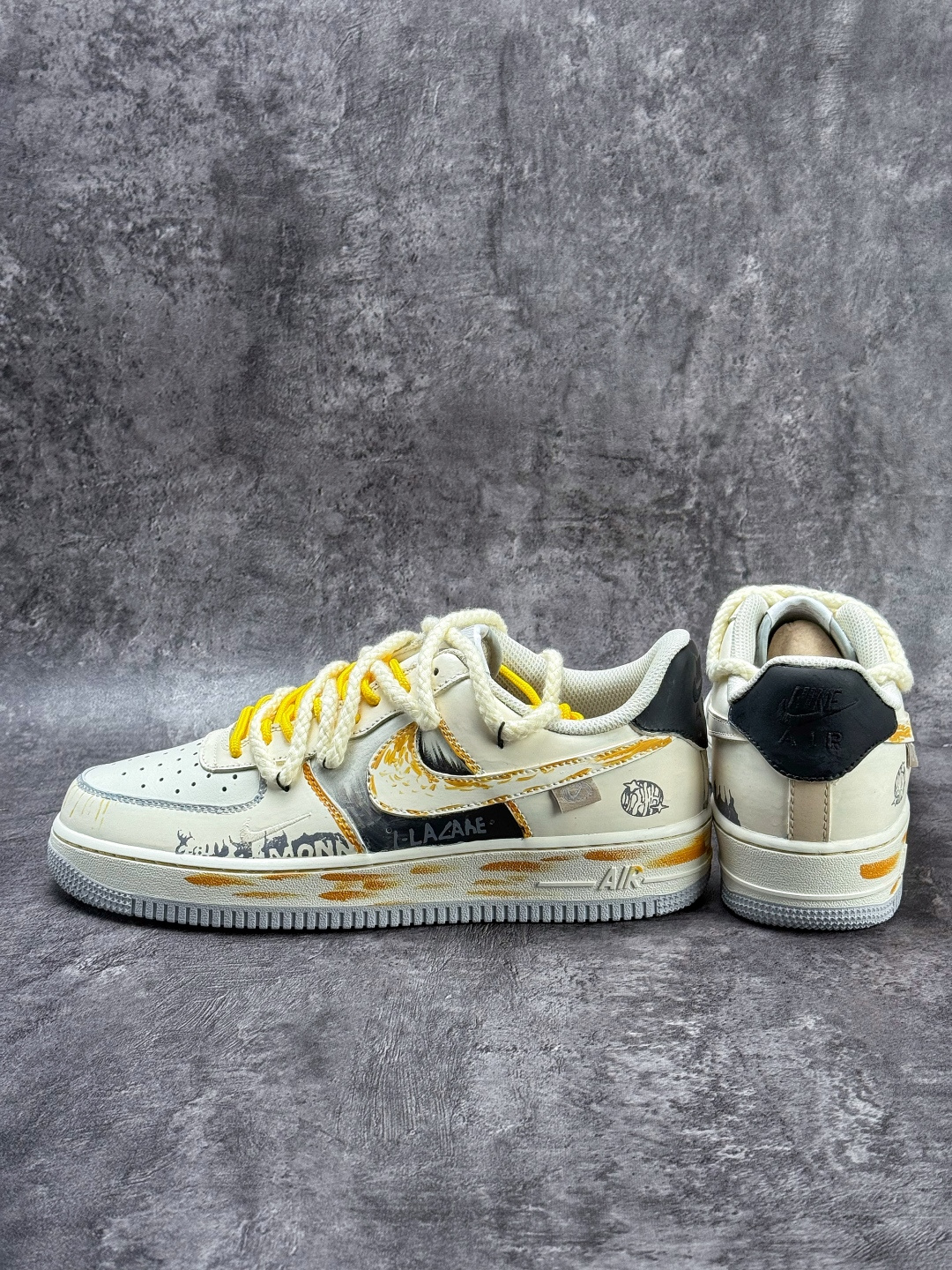 Nike Air Force 1 Low 07 皮卡皮 美式涂鸦 白黑黄 DB3301-101 Nike Air Force 1 Low 07 皮卡皮 美式涂鸦 白黑黄 DB3301-101