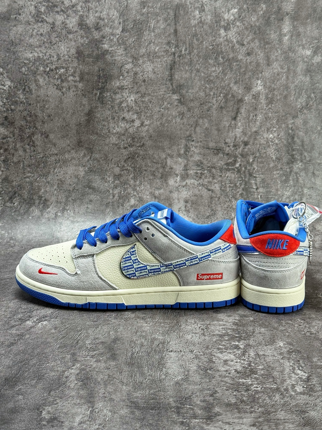 Nike SB Dunk Low x Superme 灰白蓝小勾满天星 DD1988-009