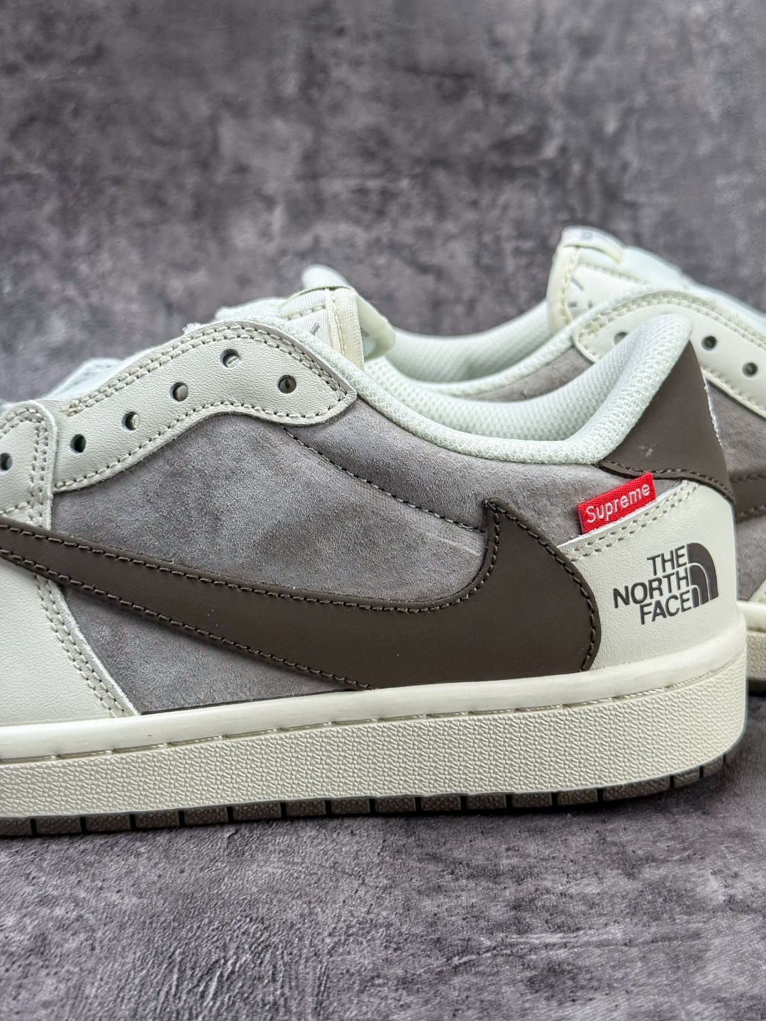 Travis Scott x Nike Air Jordan 1 Low x The North Face Air Jordan 1 Low 反转白灰棕小勾倒钩 纯原版本 DM7866-127