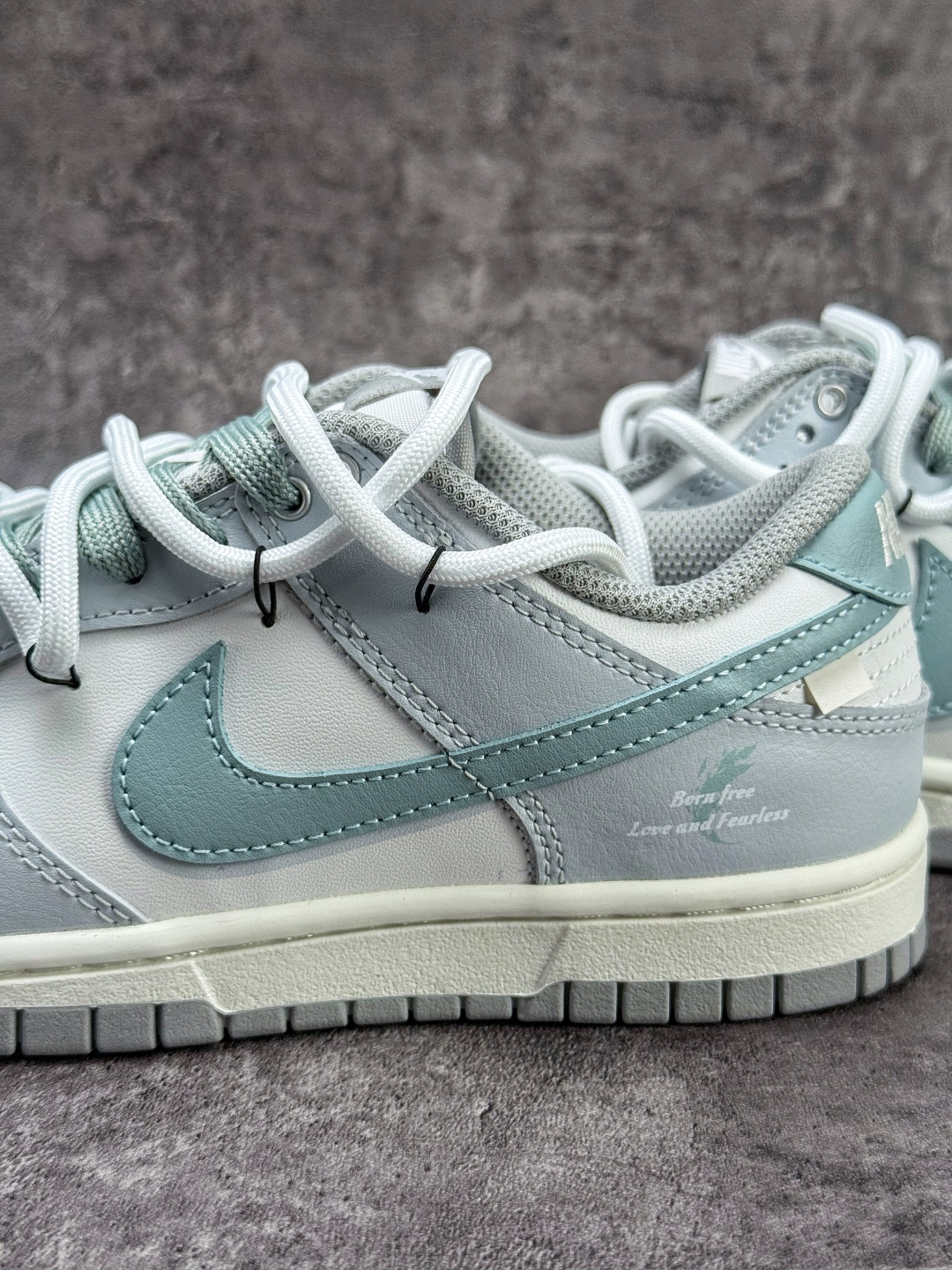 Nike SB Dunk Low 灰白绑带 GG0508-037