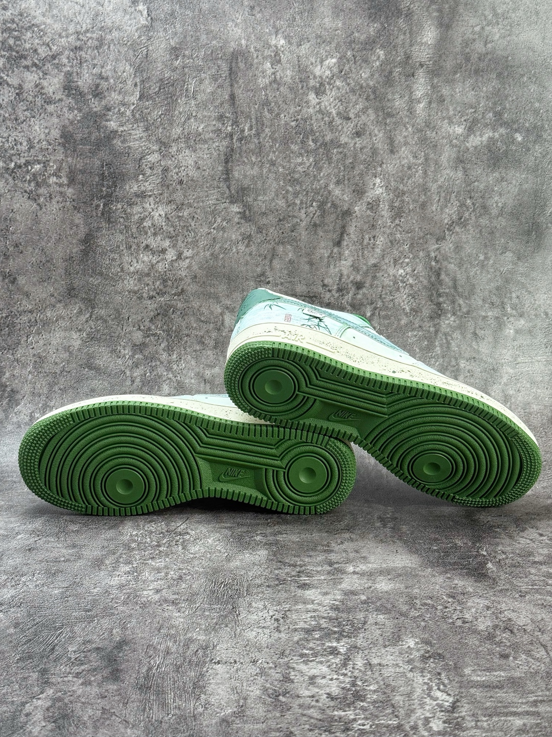 Nike Air Force 1 Low 07 绿白涂鸦小勾 FB1839-123