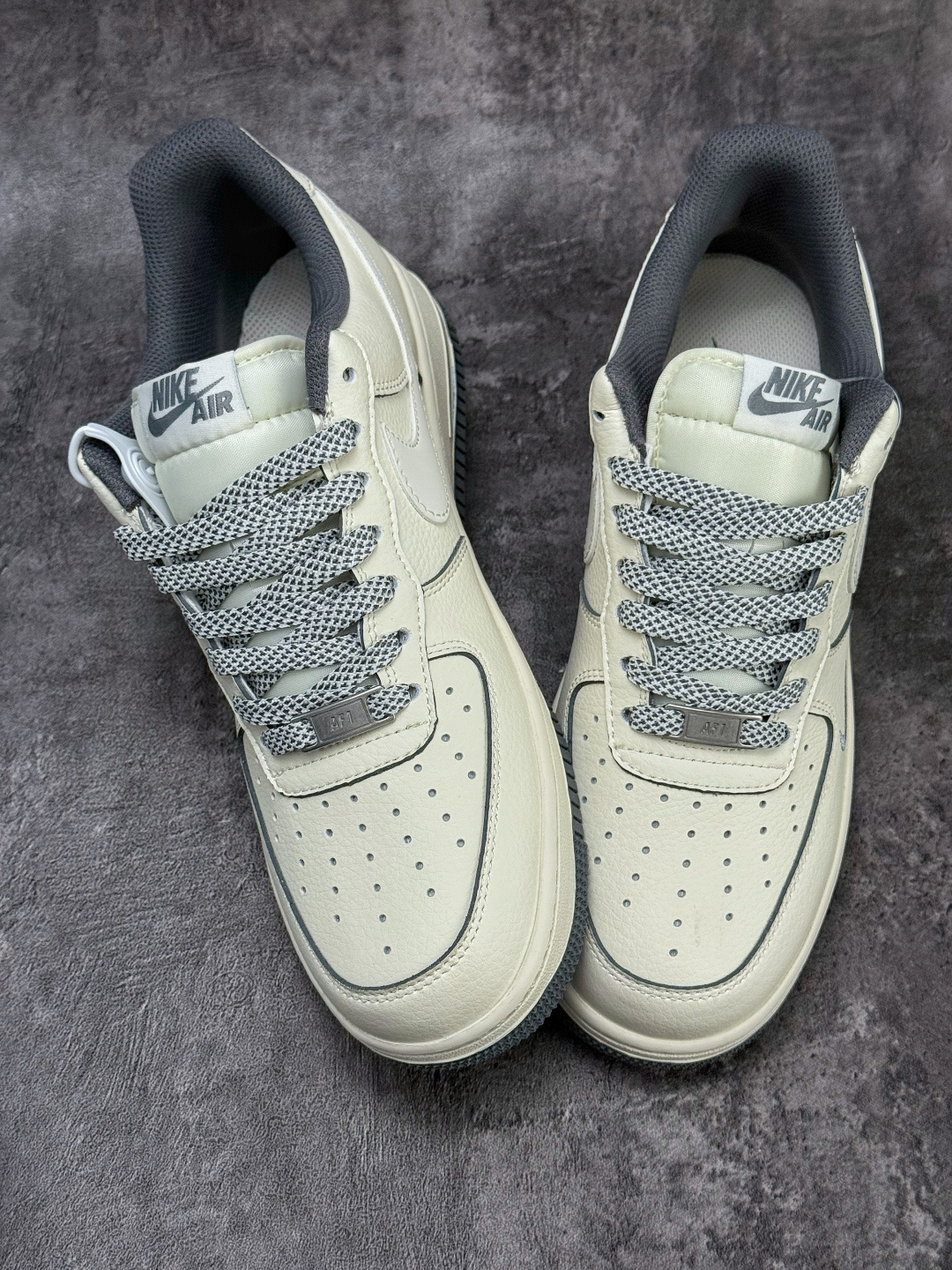 Nike Air Force 1 Low 07 x The North Face 白灰小勾满天星 JP8028-058