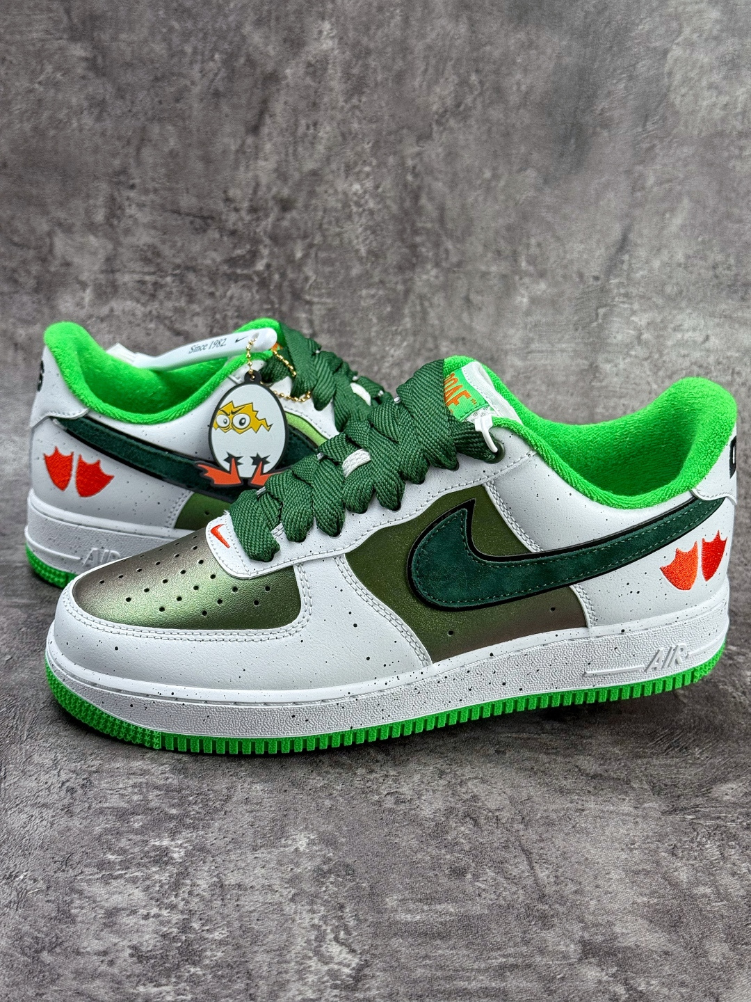 Nike Air Force 1 Low 07 x DOAF Air Force 1 Egg or Duck 白绿 IU7613-100