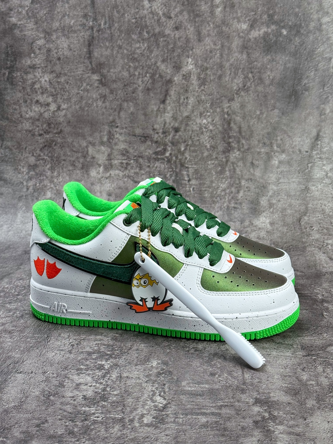 Nike Air Force 1 Low 07 x DOAF Air Force 1 Egg or Duck 白绿 IU7613-100