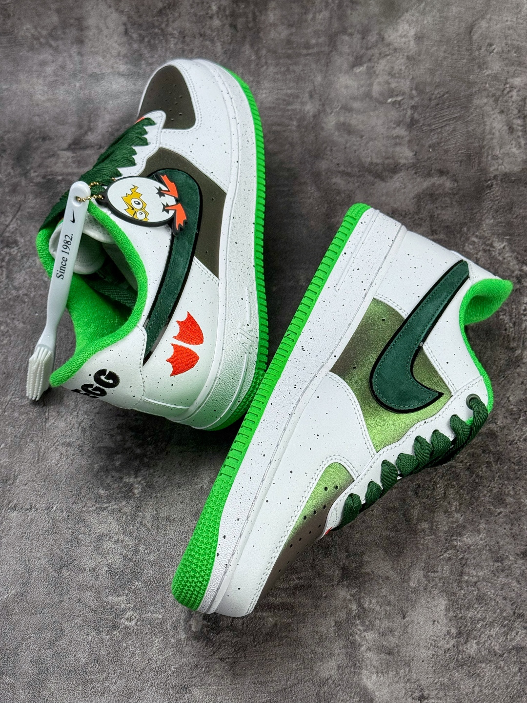 Nike Air Force 1 Low 07 x DOAF Air Force 1 Egg or Duck 白绿 IU7613-100