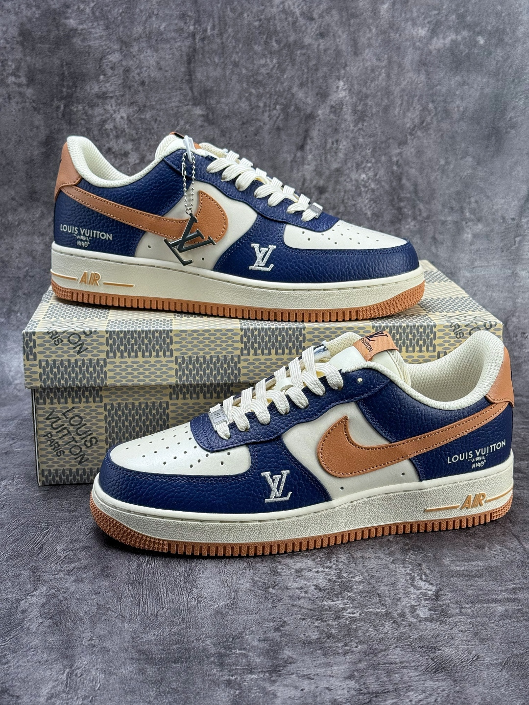 Nike Air Force 1 Low 07 x Louis Vuitton 蓝白棕 NH0601-585