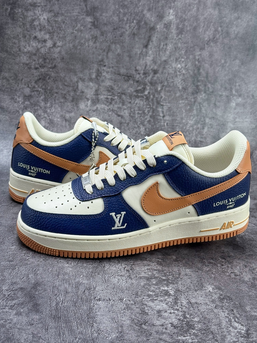 Nike Air Force 1 Low 07 x Louis Vuitton 蓝白棕 NH0601-585
