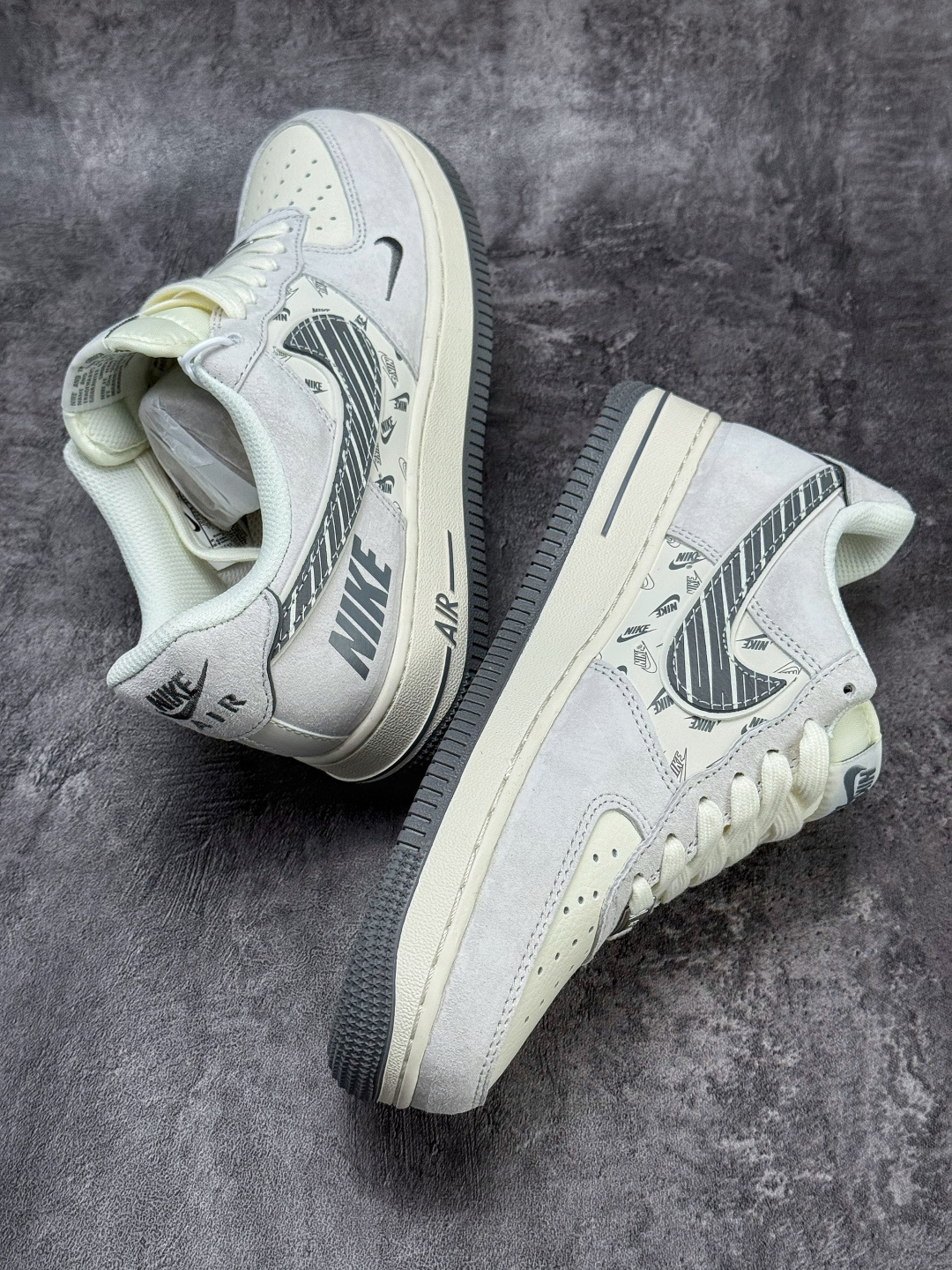 Nike Air Force 1 Low 07 灰白小勾 JP8028-071