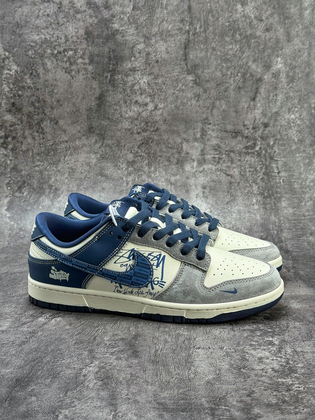 Nike SB Dunk Low x Stussy 灰白蓝小勾 XD1588-243